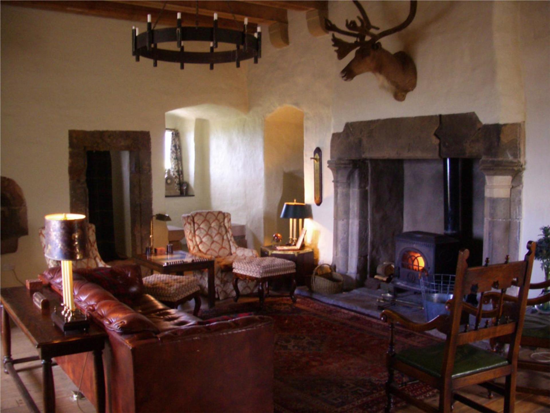 Communal lounge/ TV room