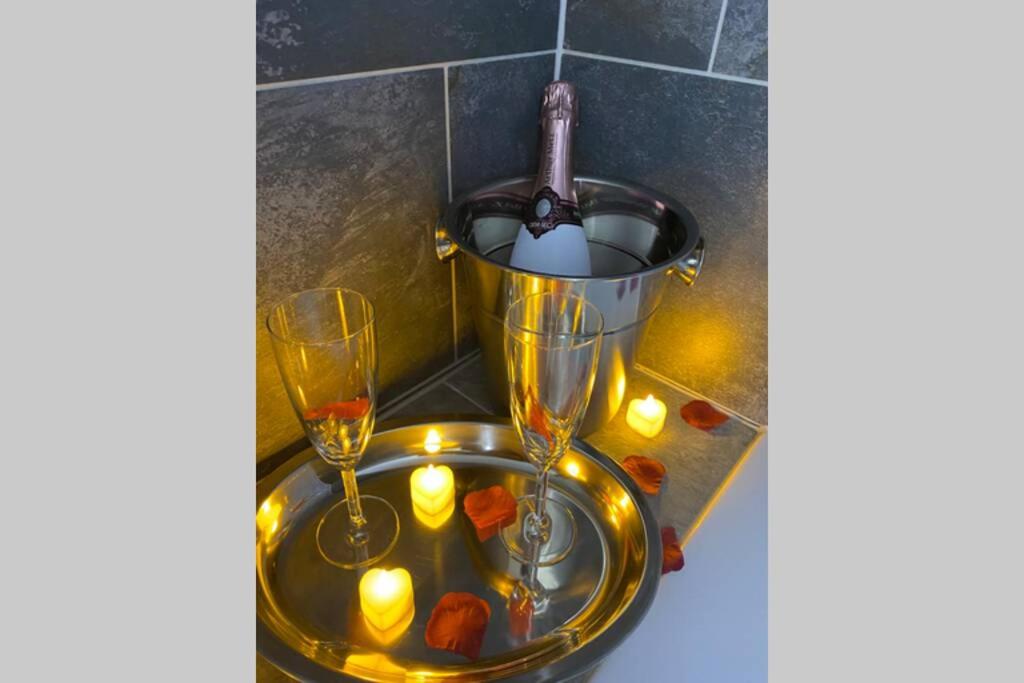 Love Room - L'Atelier Des Nuan'S