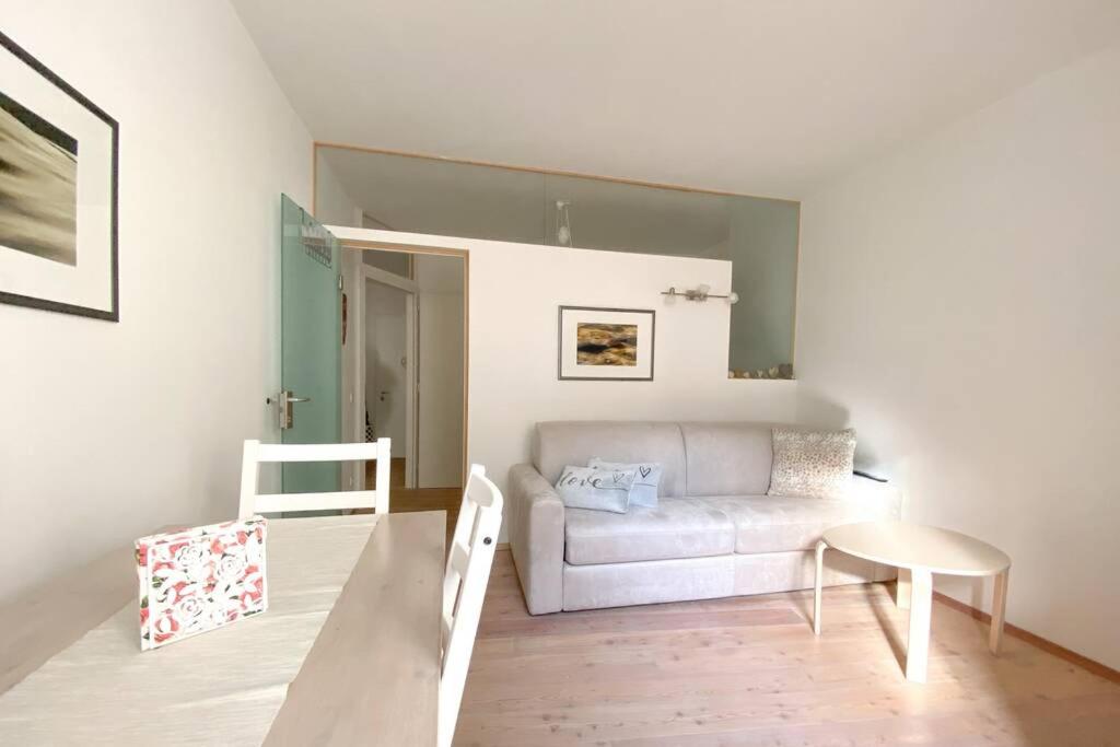 In Urbi, city appartement