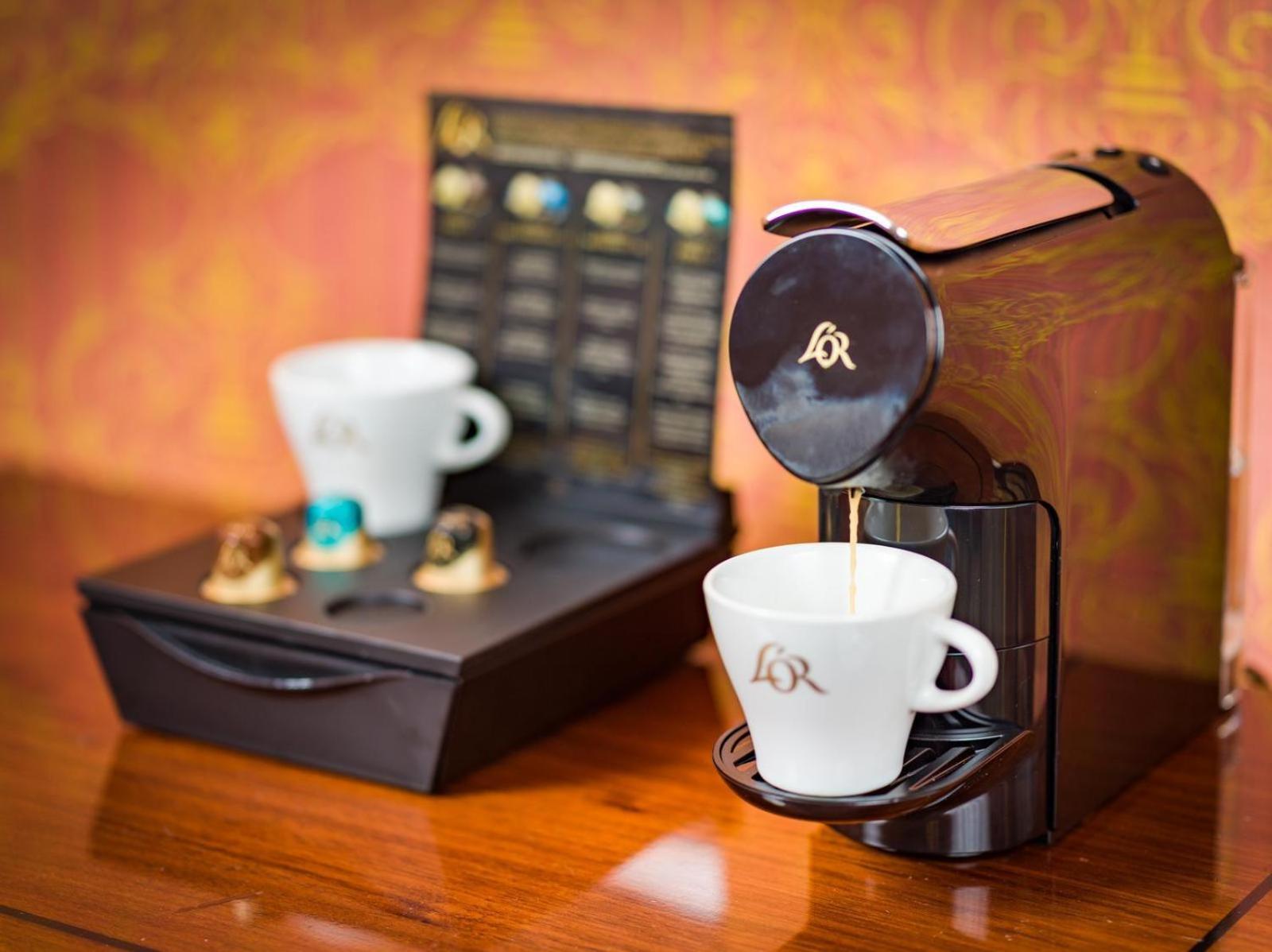 Coffee/tea facilities