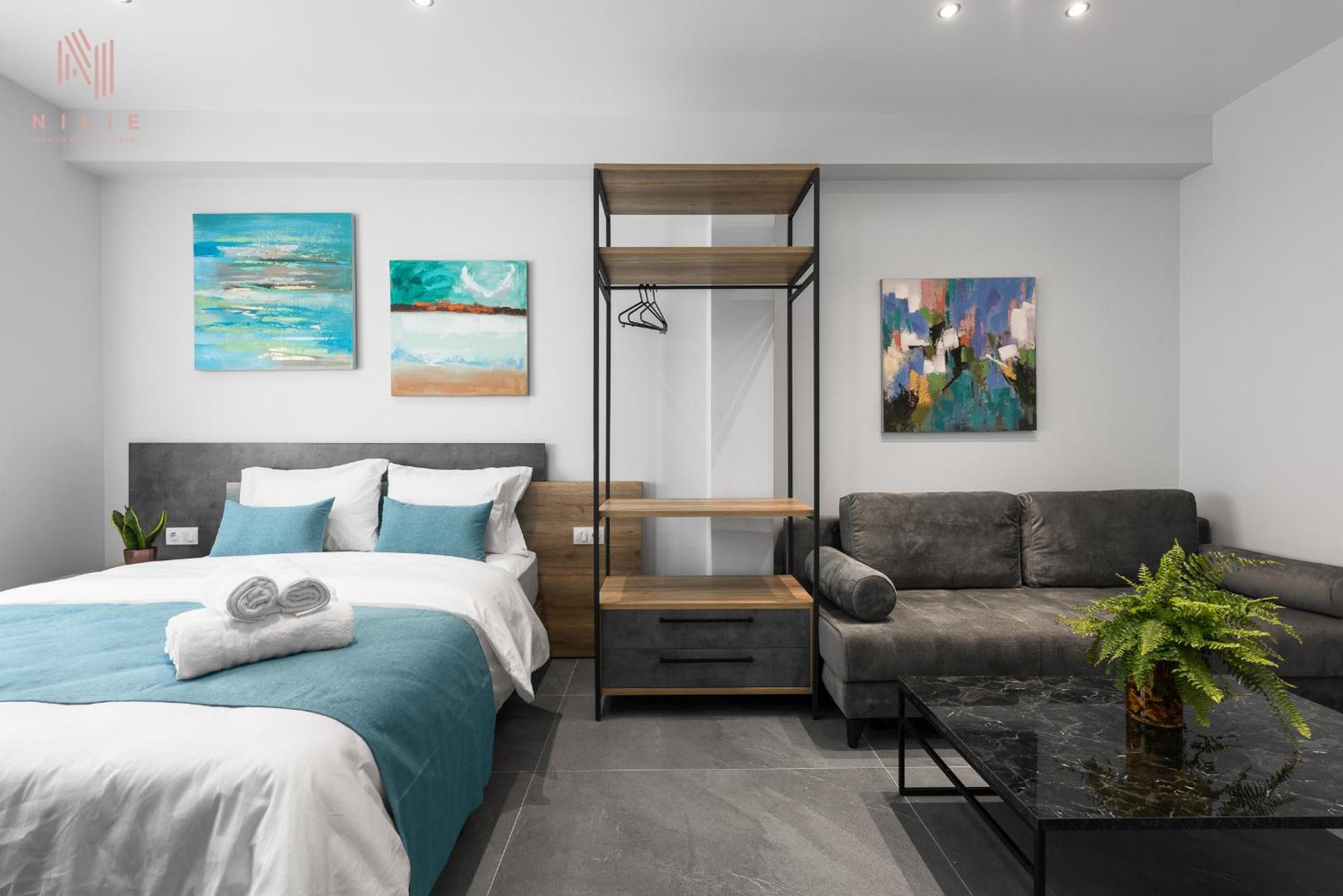 Photo of the whole room