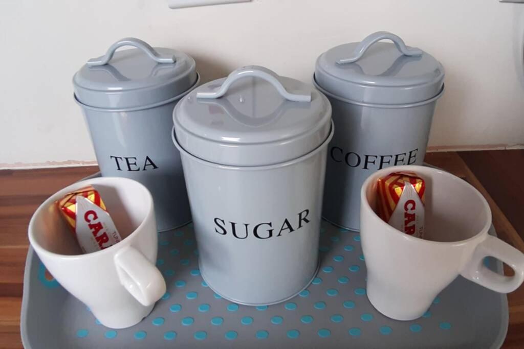 Romantic Chapel Retreat in Snowdonia - Sea Views & Serenity