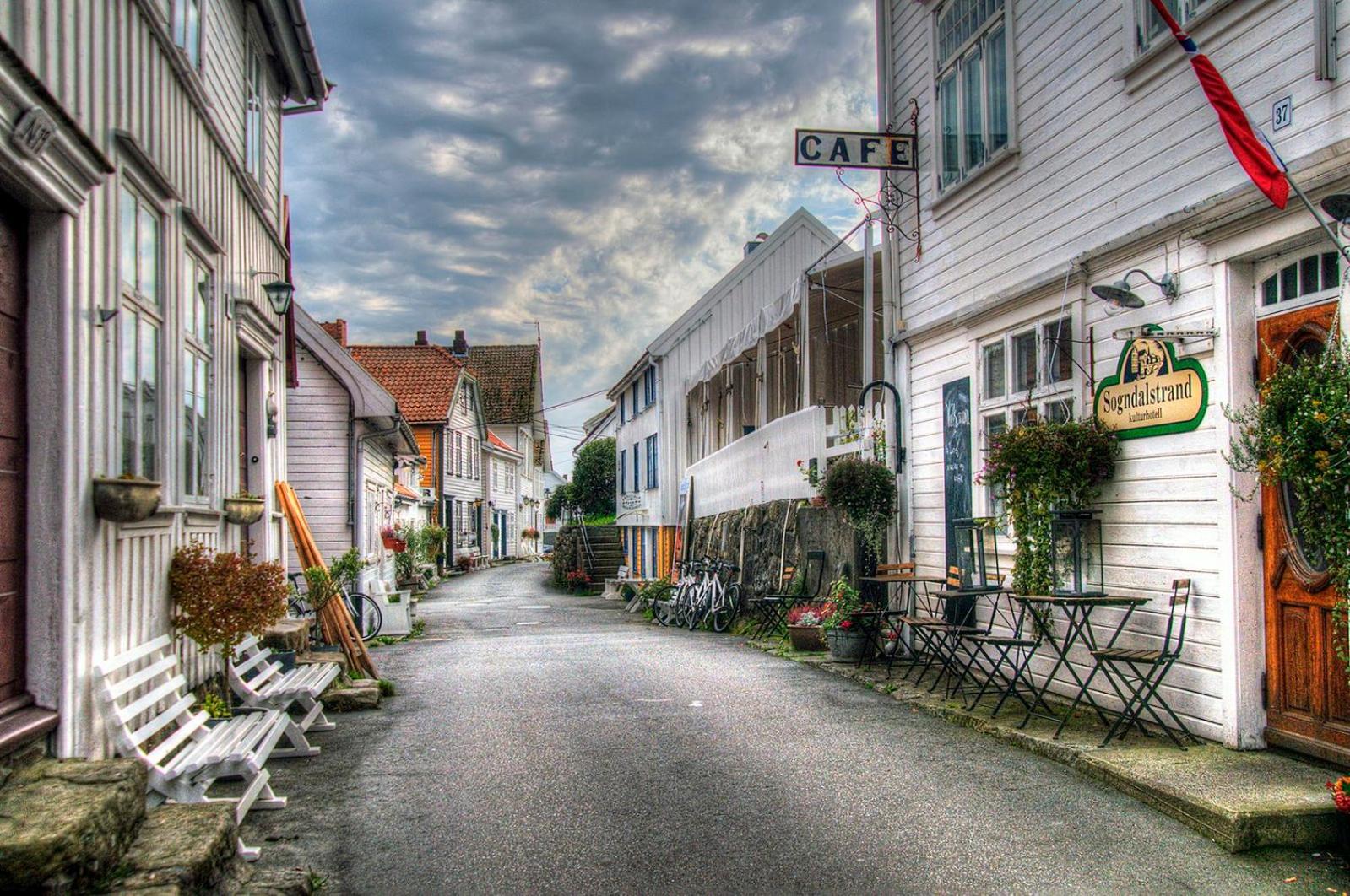 Peaceful Riverfront Home with Views