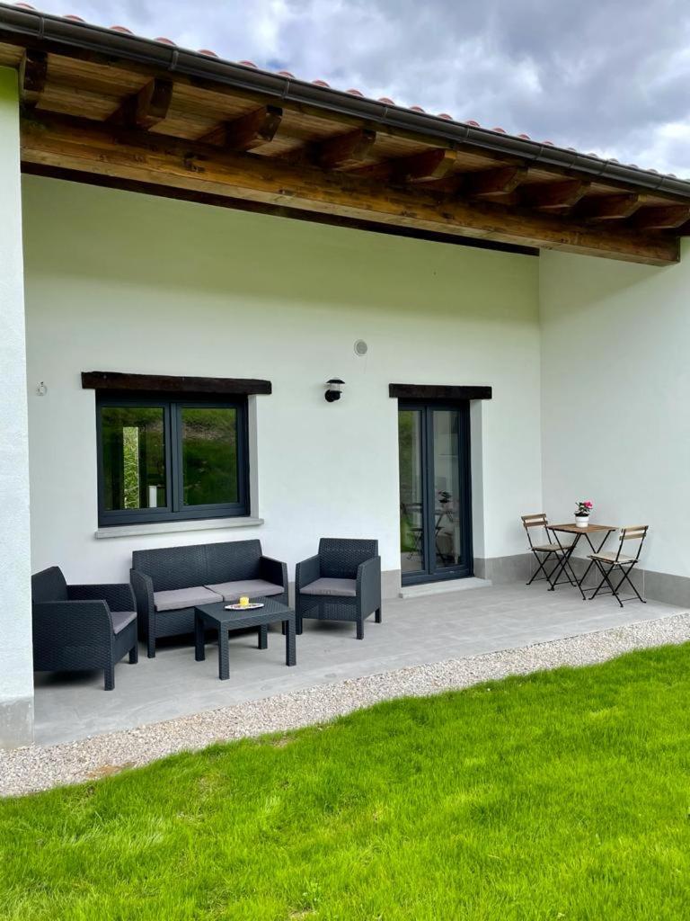 APARTAMENTOS LOS MANZANOS