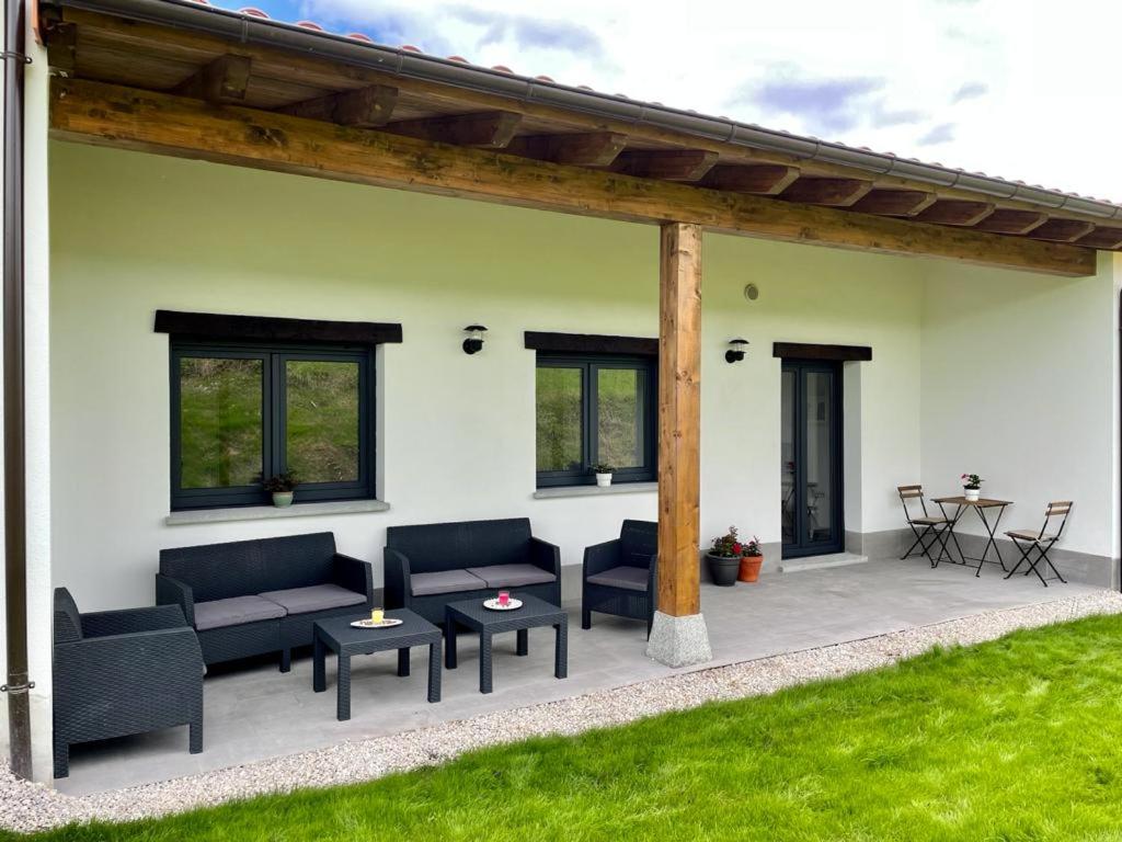 APARTAMENTOS LOS MANZANOS