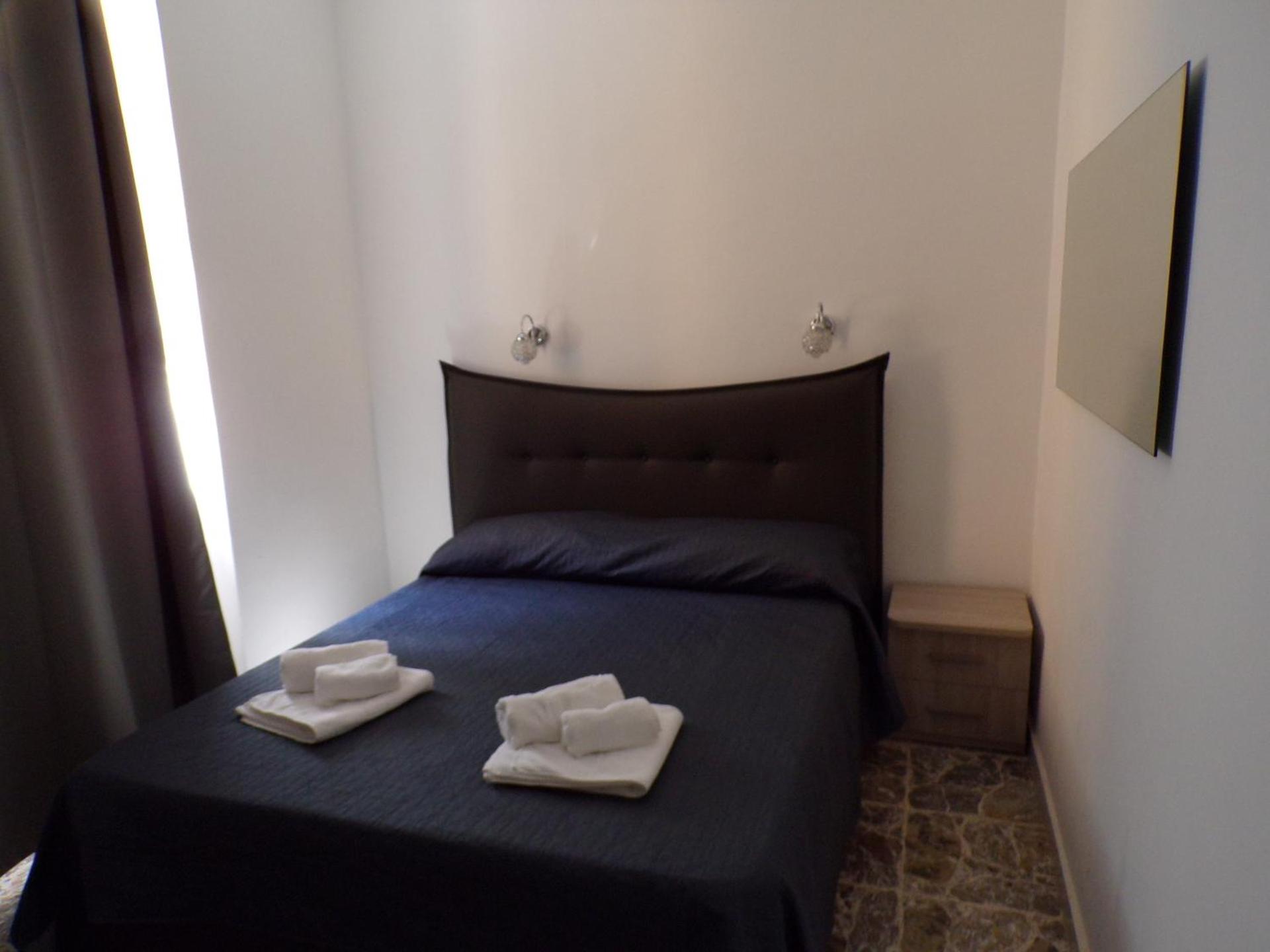 NUOVA AURORA Rent Rooms