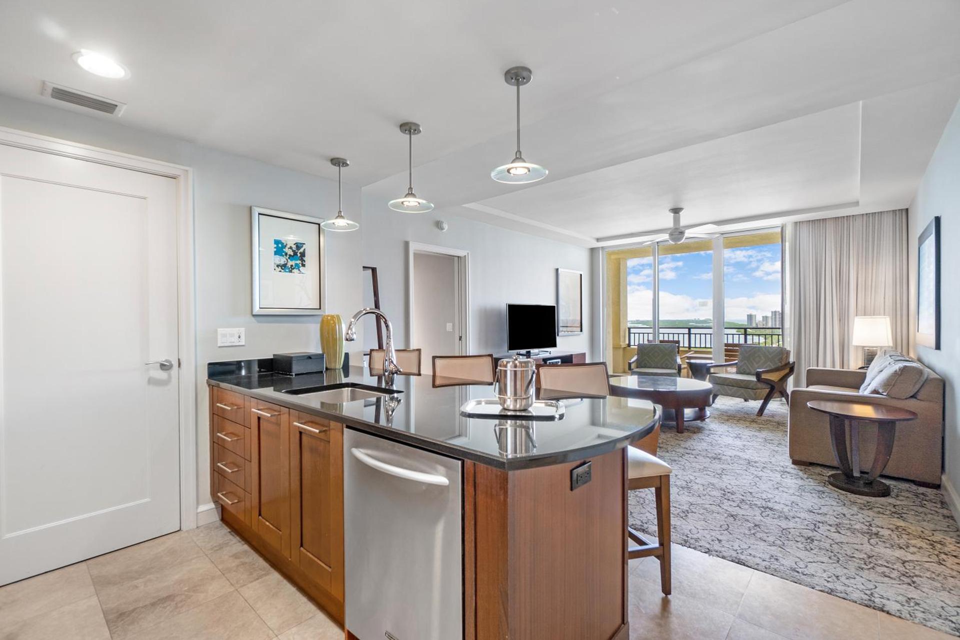 Premium, 2 Bedroom Suite, with Ocean View, Balcony