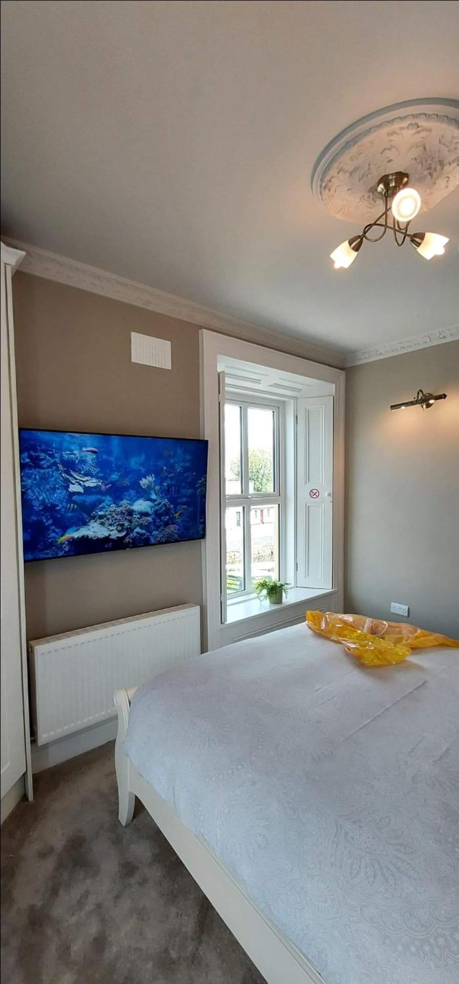 The Canalside B&B at The Auld Shebeen Bar