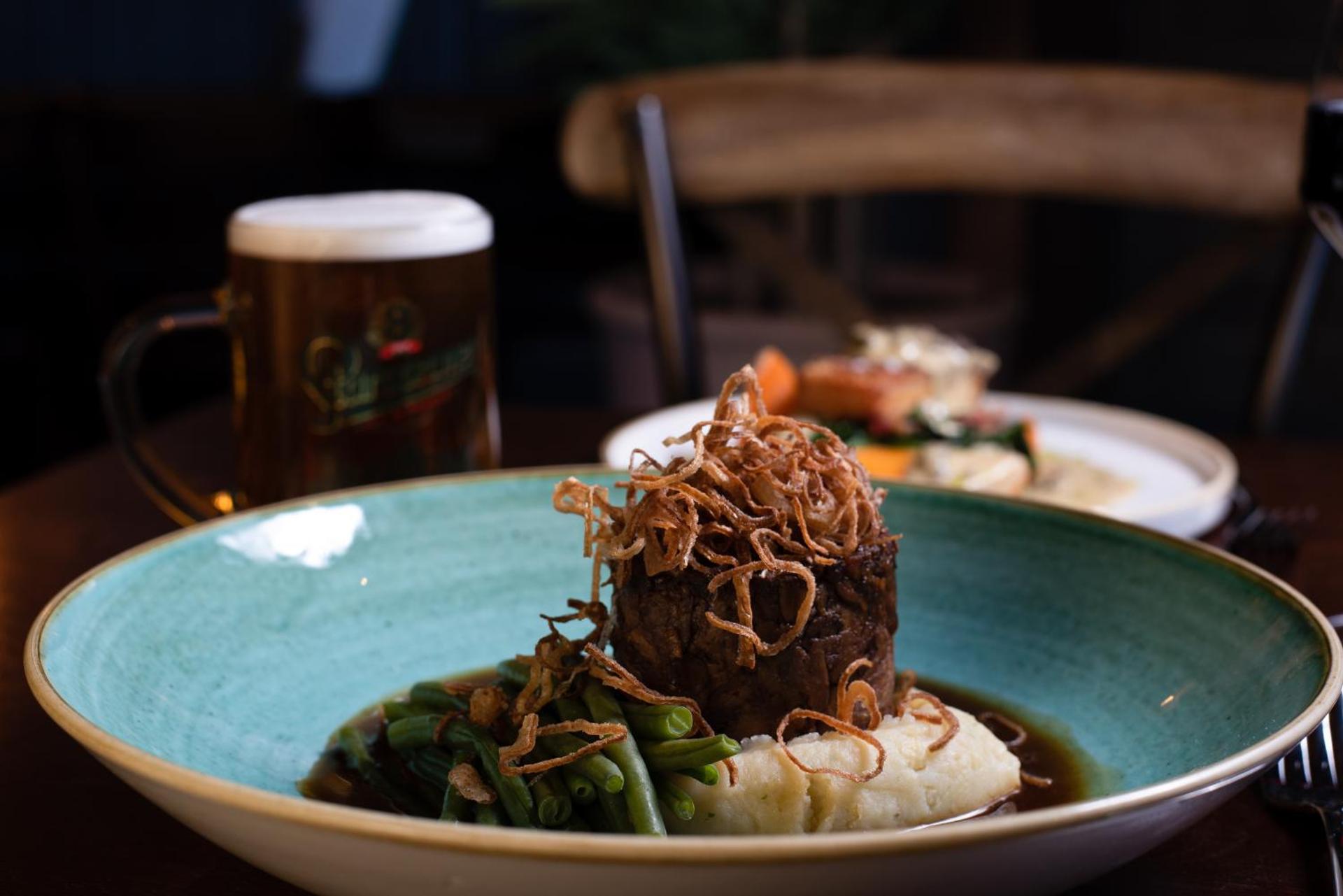 Restaurant/places to eat