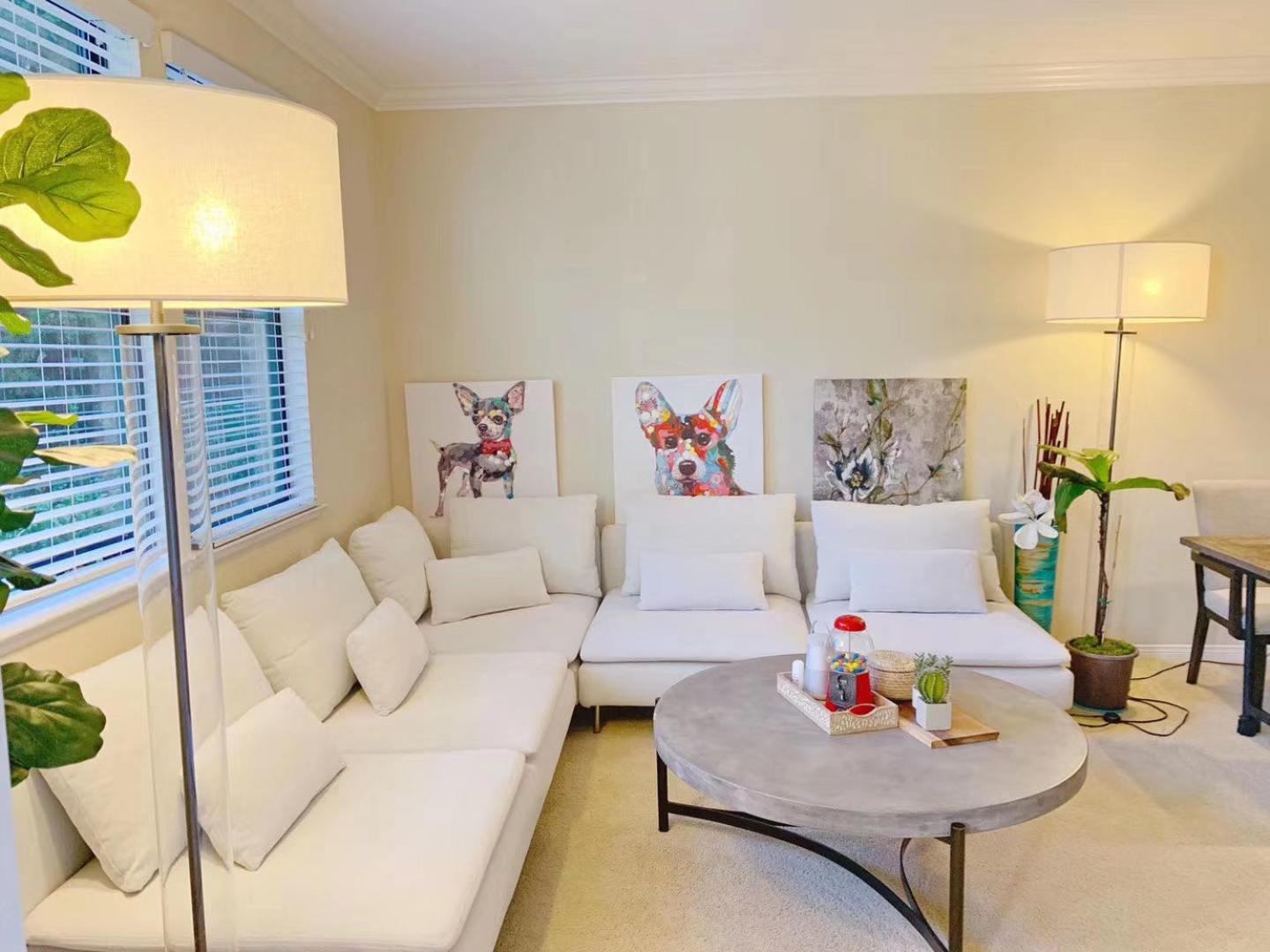 Irvine 2Bedroom 2 Bathroom Apartment with Kitchen Pool gym