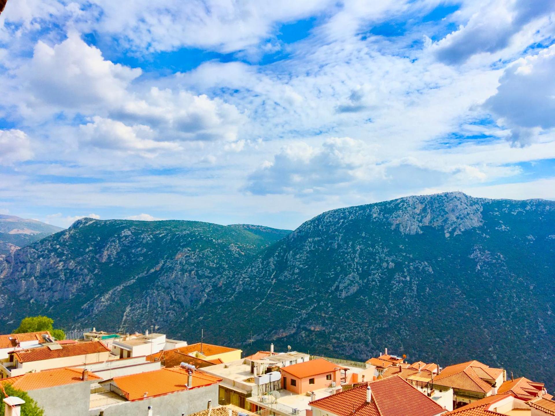 Delphi celebrity v i p the navel of the Earth, CENTER-DELPHI-penthouse galaxy&sky panoramic view, harmony&YOGA