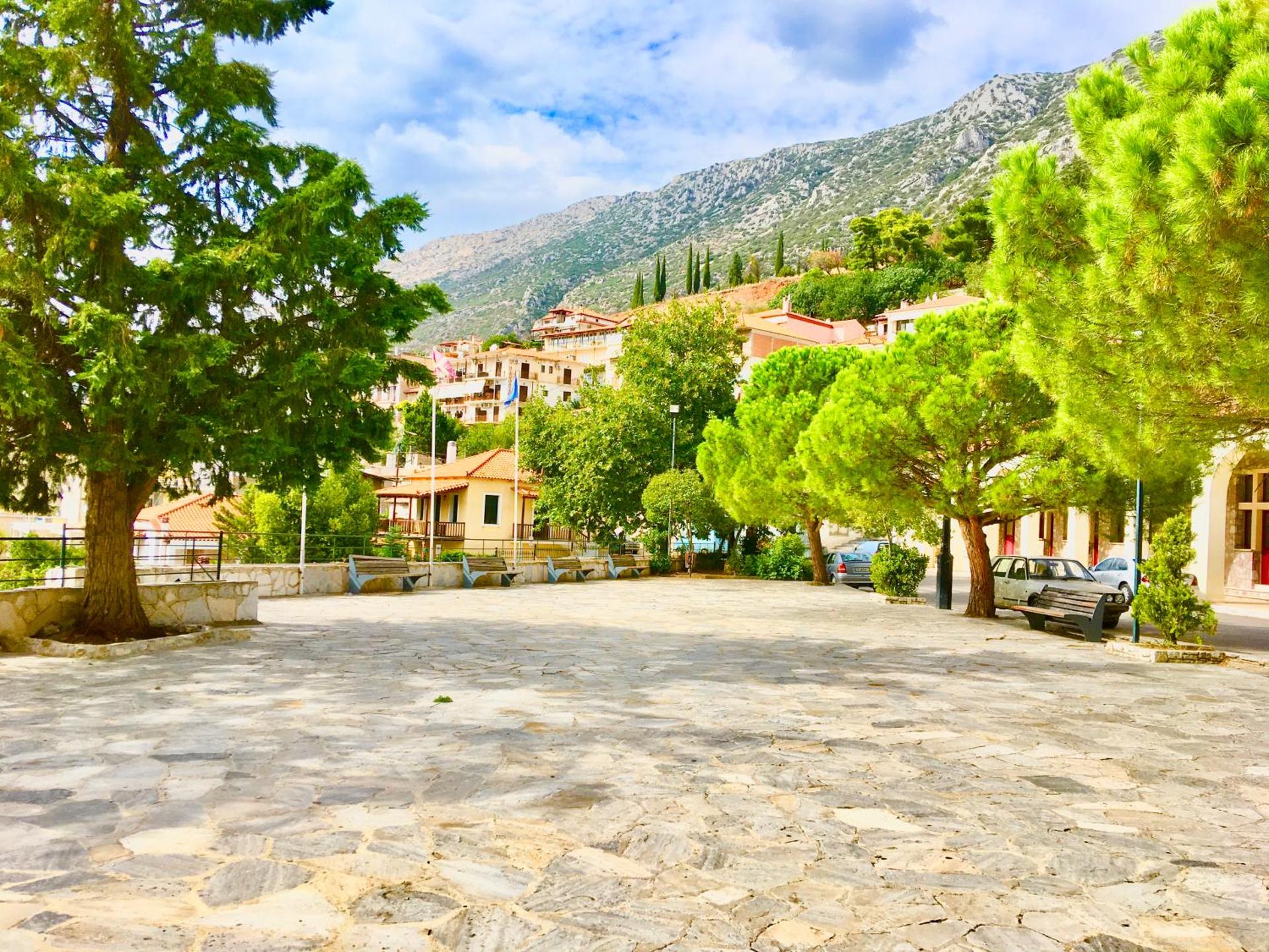 Delphi celebrity v i p the navel of the Earth, CENTER-DELPHI-penthouse galaxy&sky panoramic view, harmony&YOGA