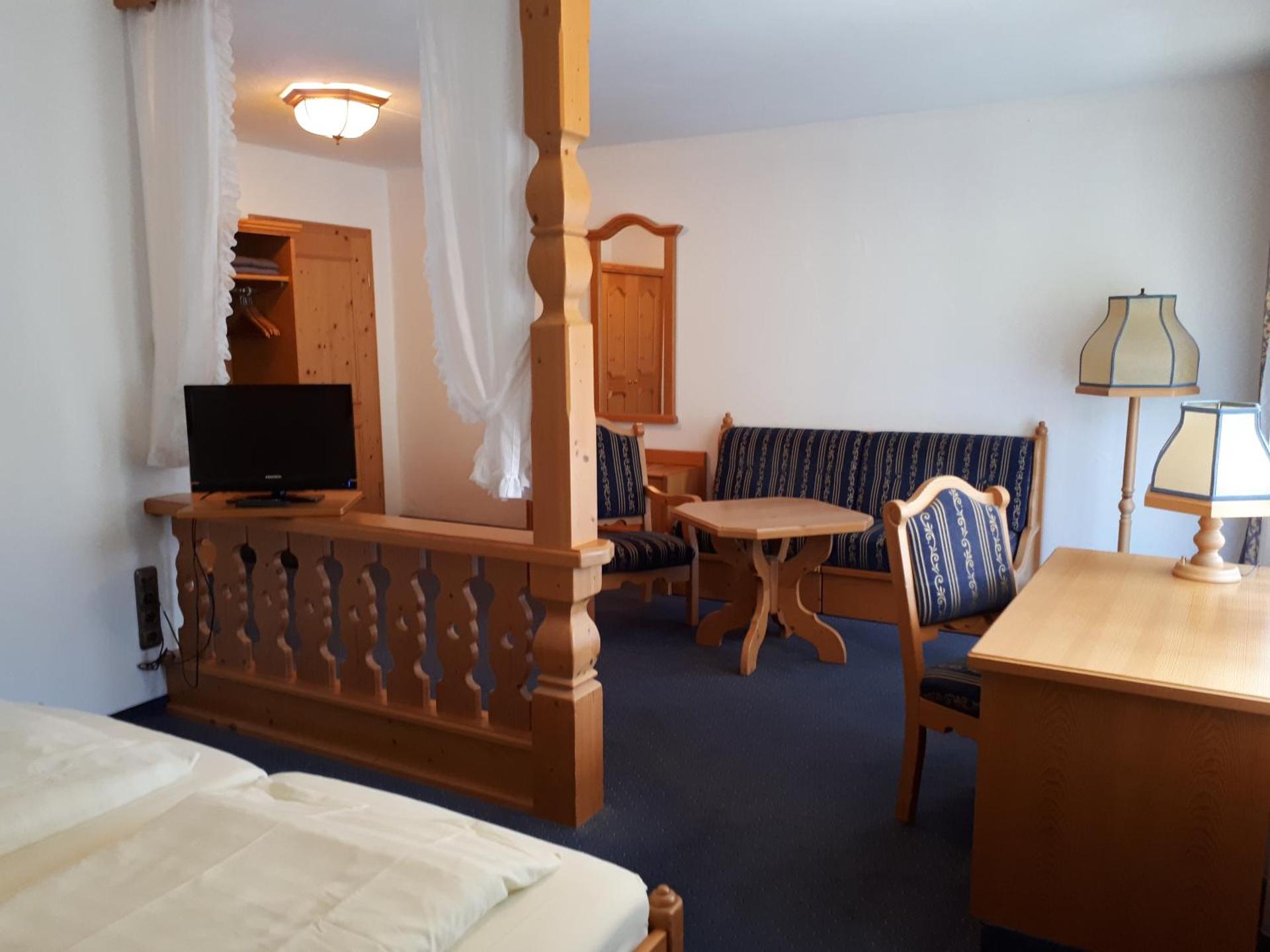 Hotel - Gasthof Spessarttor & Hotel Bergwiesen - Zimmer mit Balkon