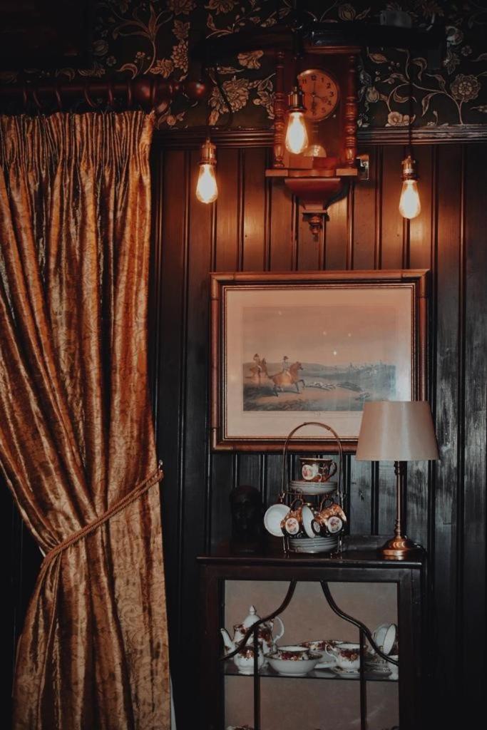 Basil Sheils B&B Accommodation Armagh