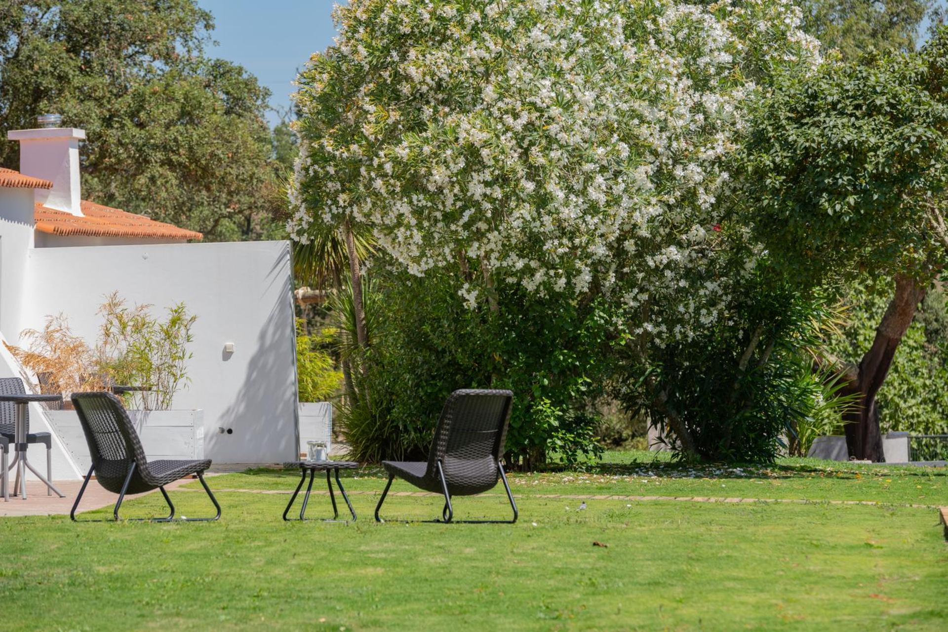 Casas Da Bica - Turismo Espaço Rural
