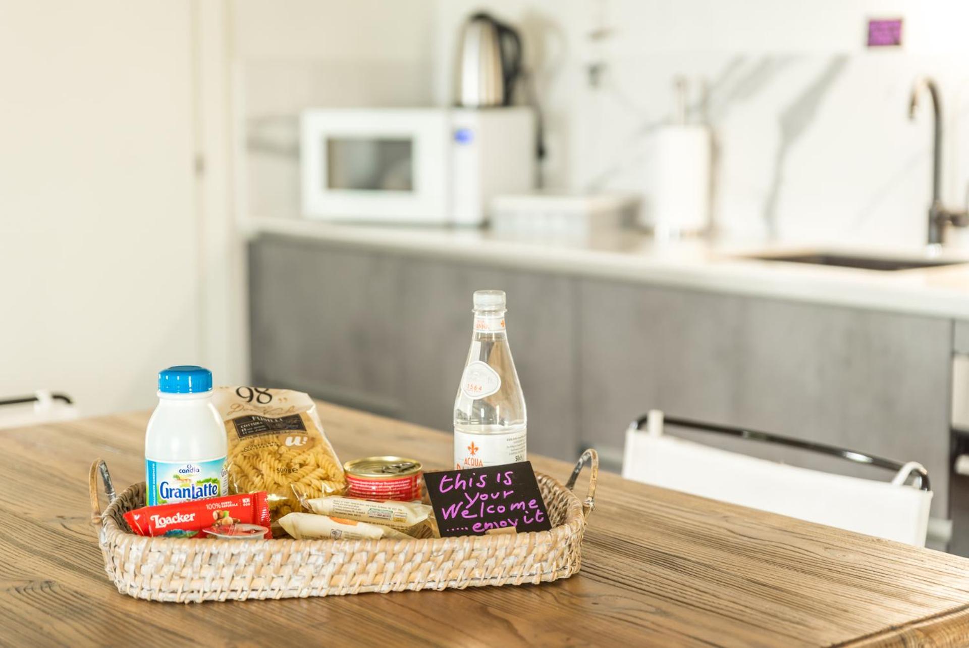 Sound of Silence, Terre Marine