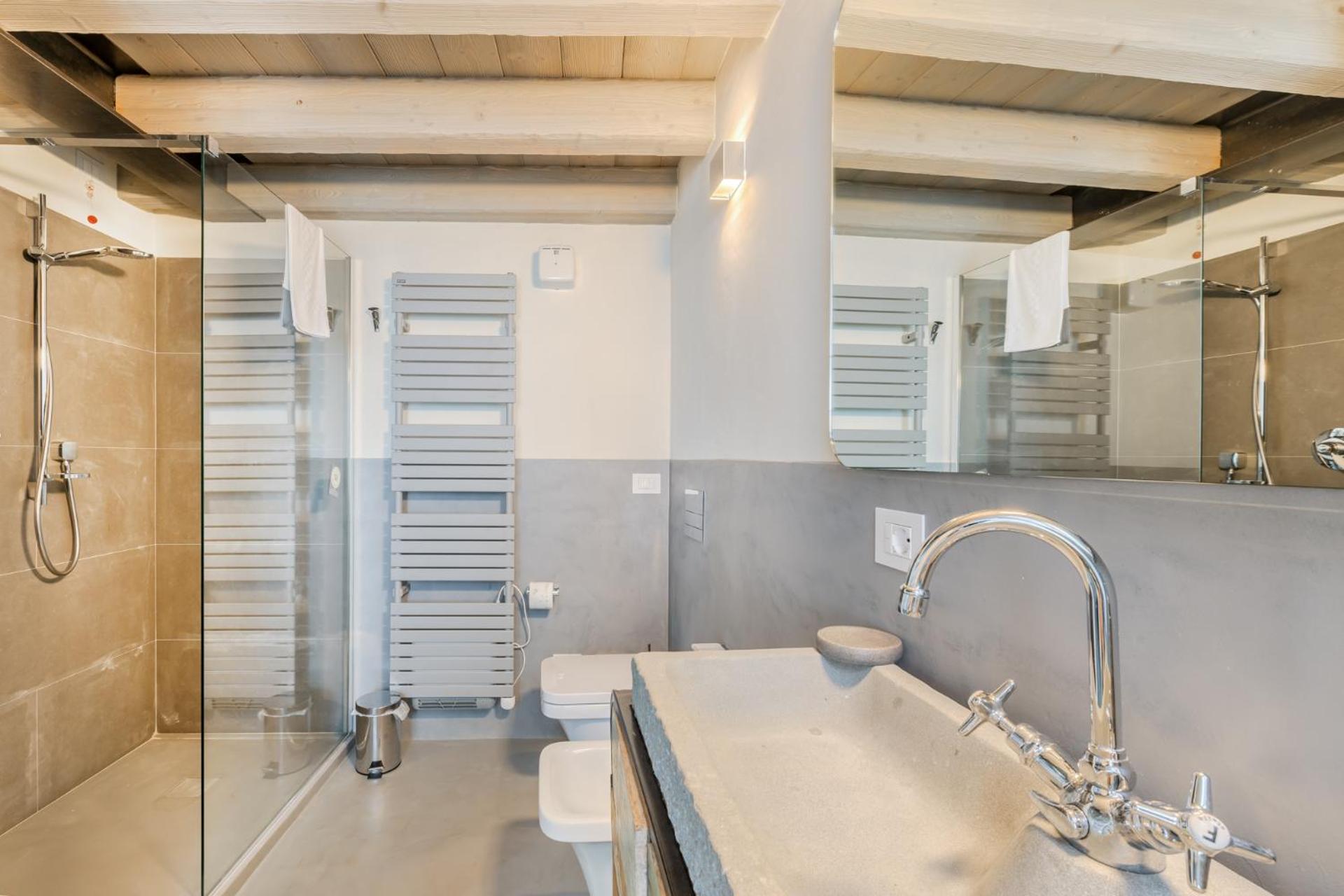 Sound of Silence, Terre Marine