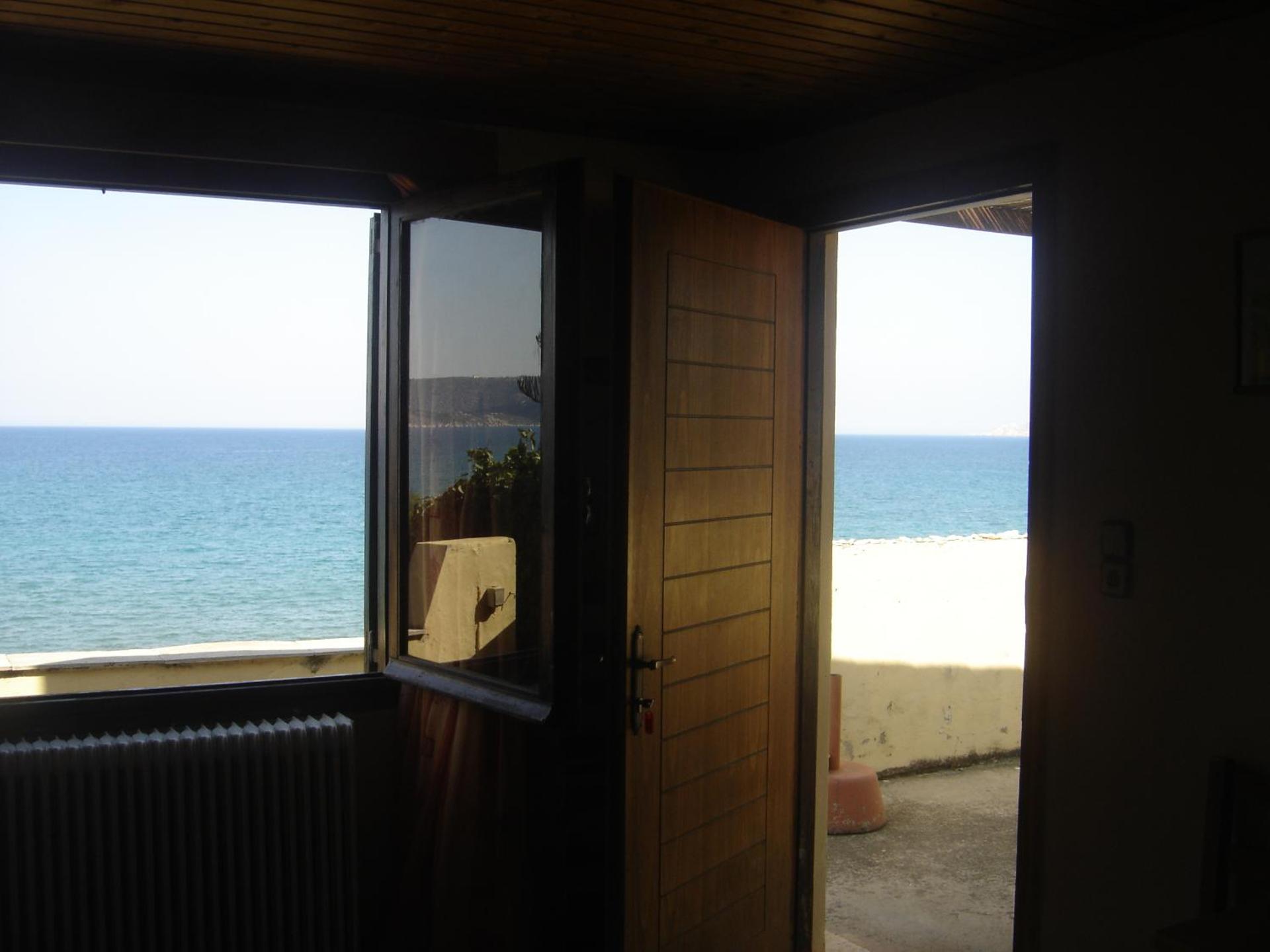 Standard Twin Room with Sea View