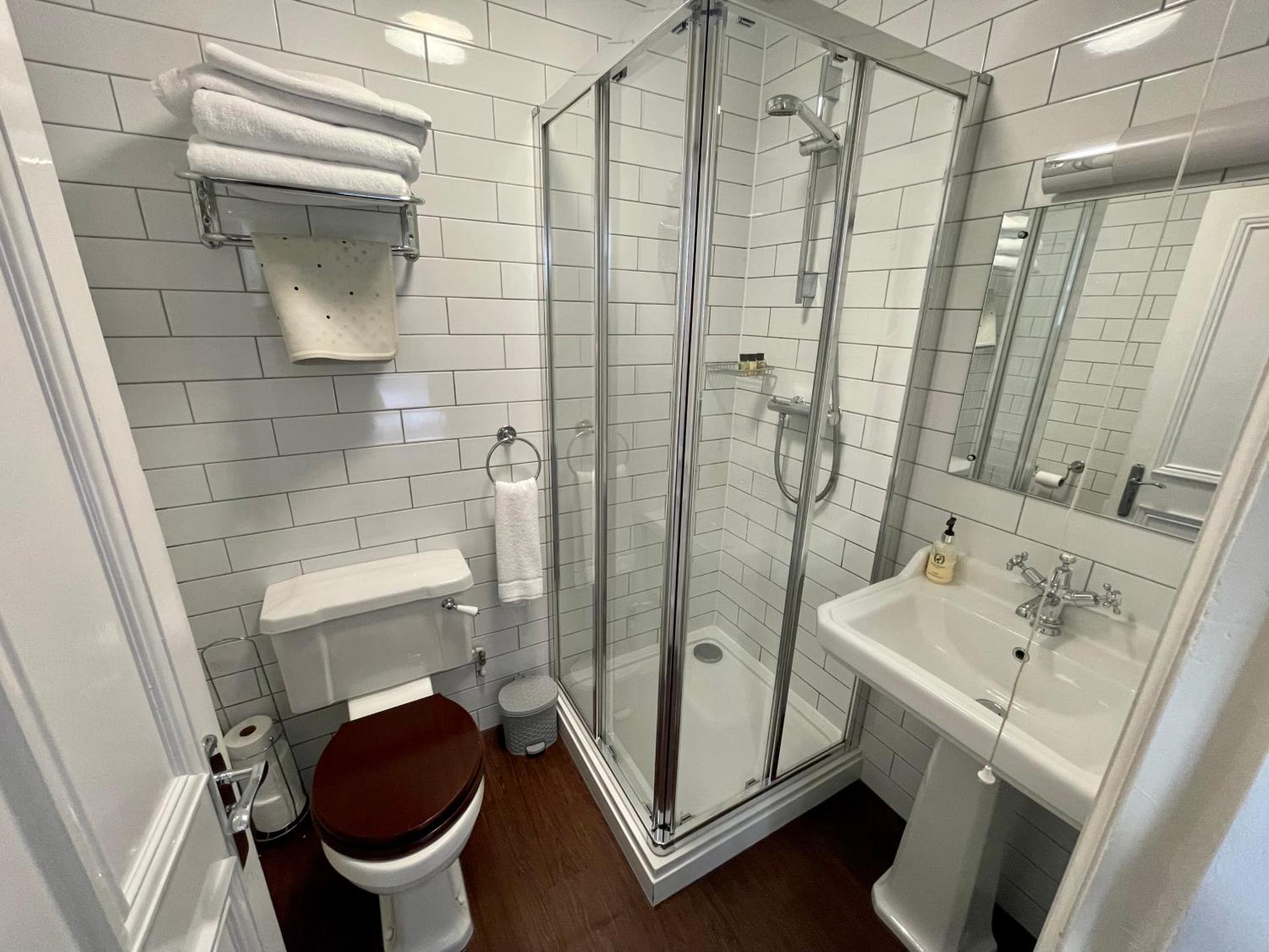 Double Room - Room 6