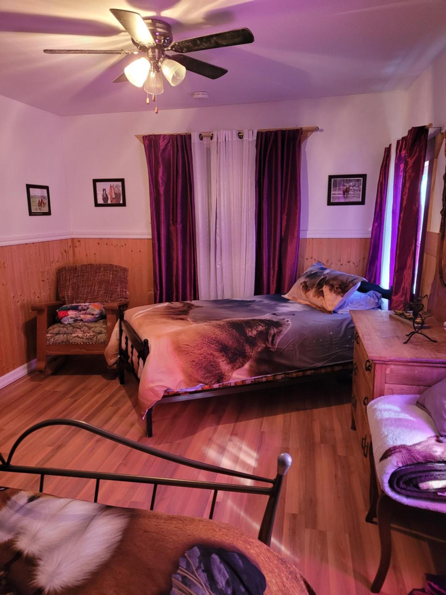 Deluxe Double Room (2 Adults + 1 Child)