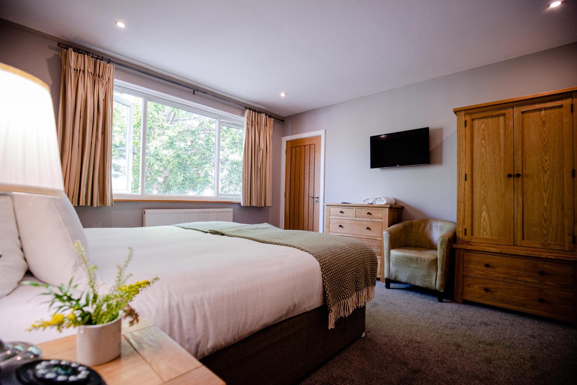 The Golden Lion, Newport, PEMBROKESHIRE