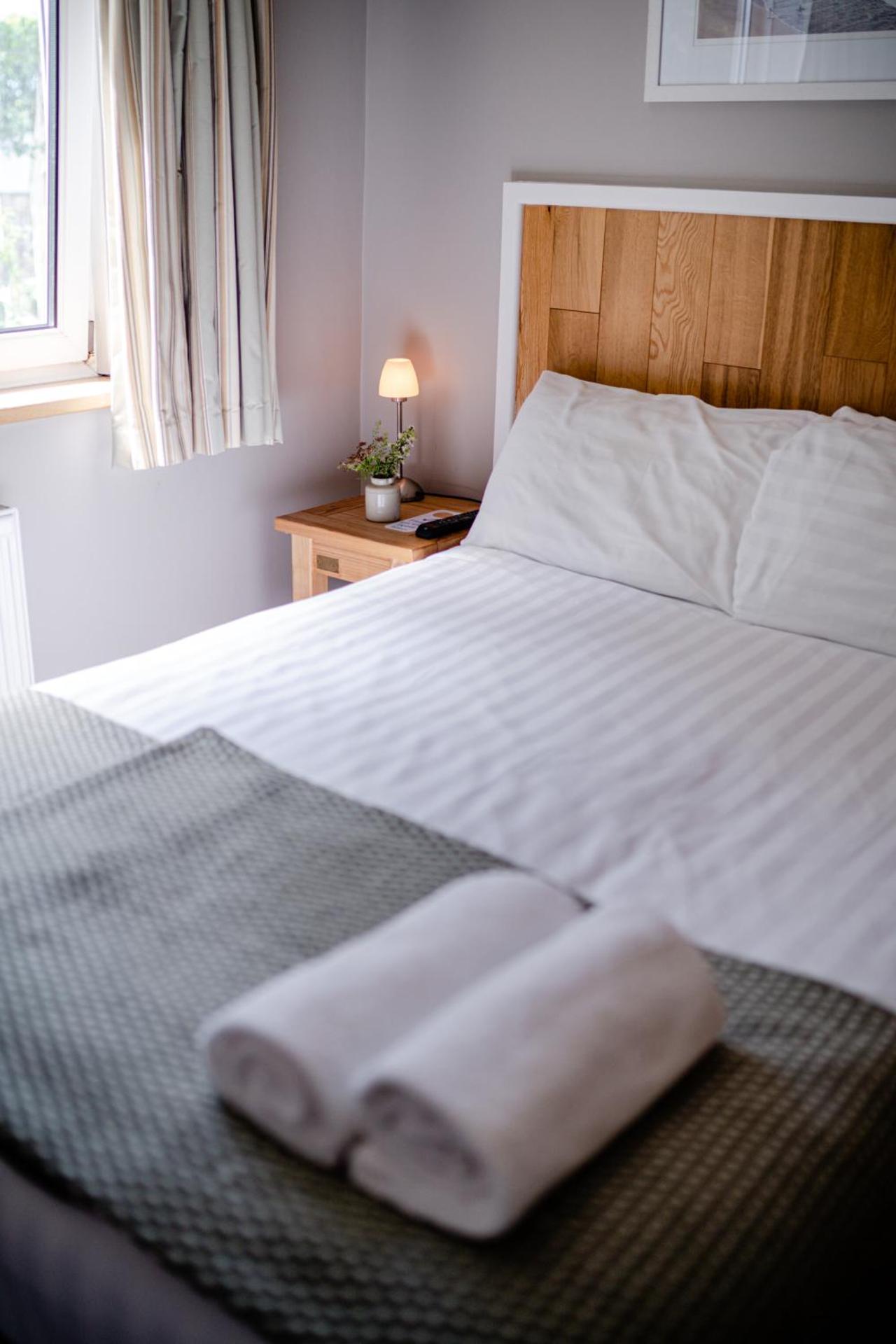 The Golden Lion, Newport, PEMBROKESHIRE