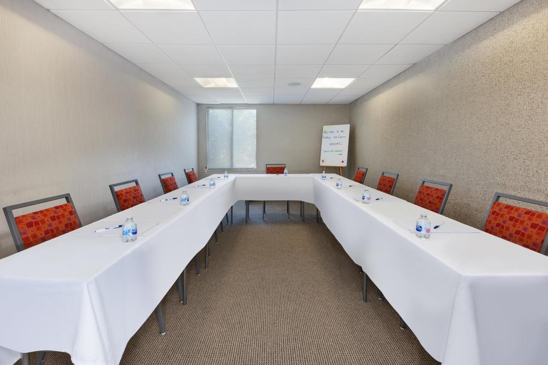 Meeting/conference room