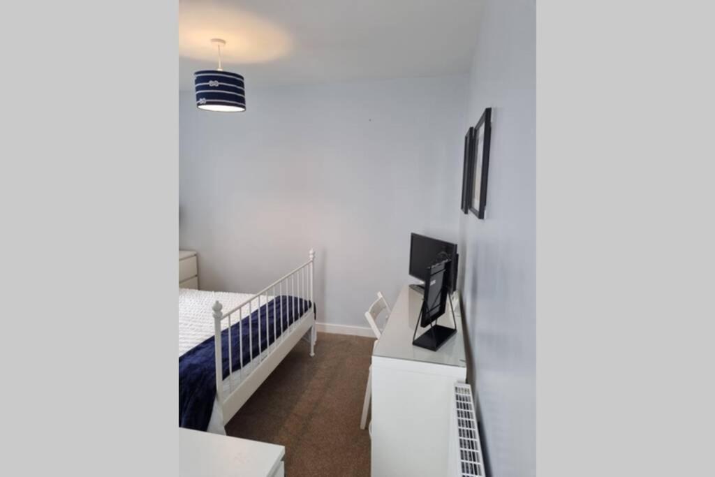 2 Bedroom Seafront Apartment