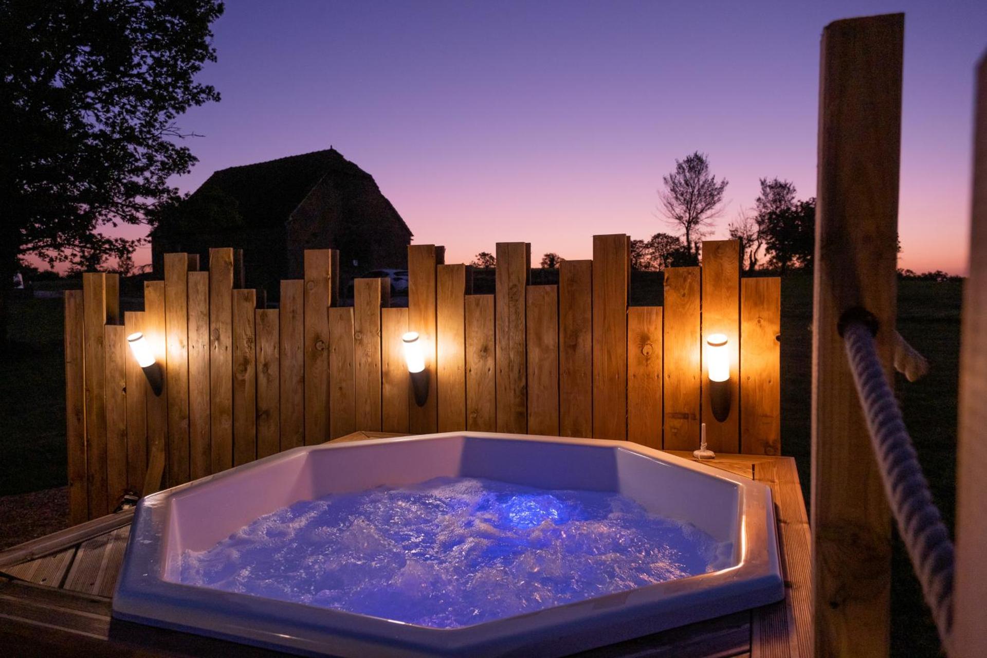 Au Champ de l'Insolite