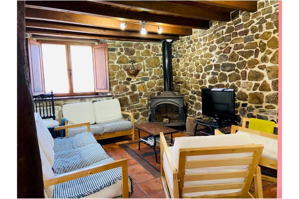 AIRE DE MONTAÑA - ESTUPENDAS VISTAS A LOS PICOS