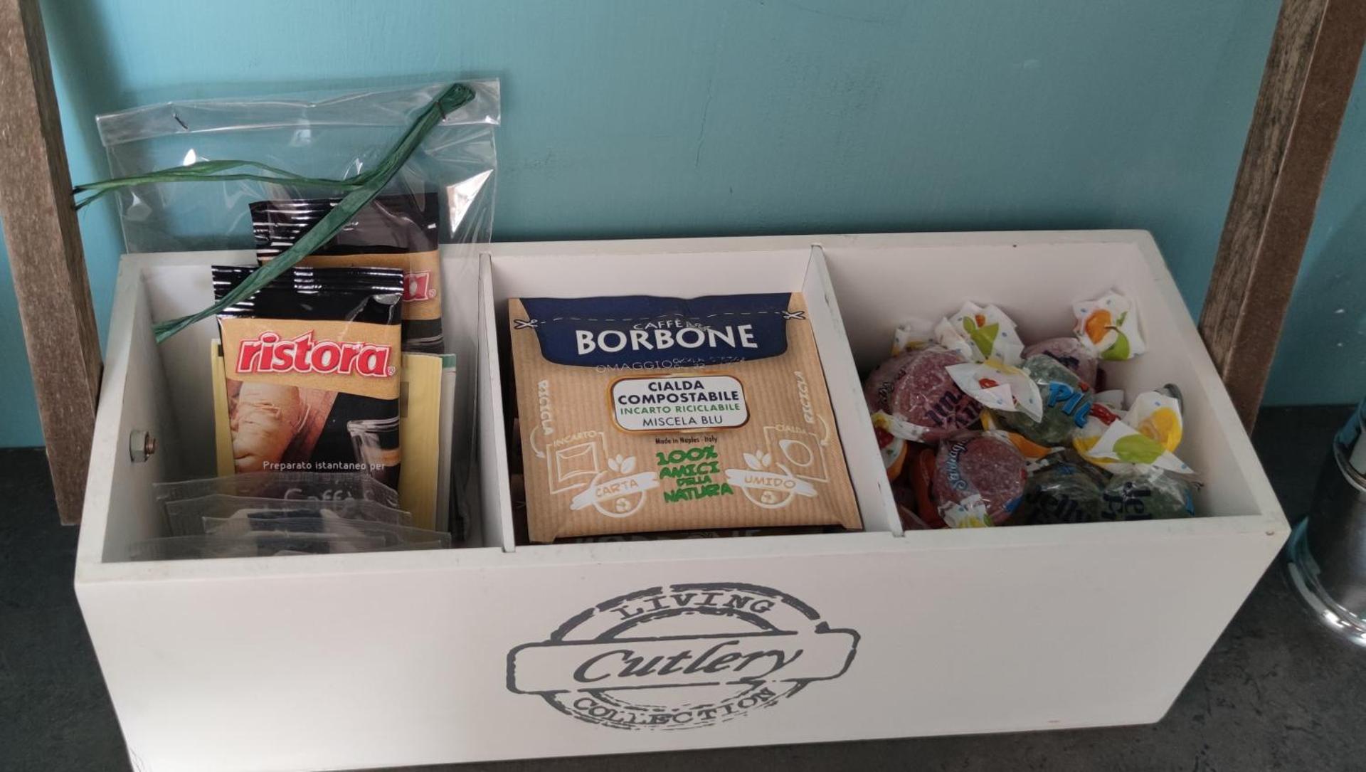 Coffee/tea facilities