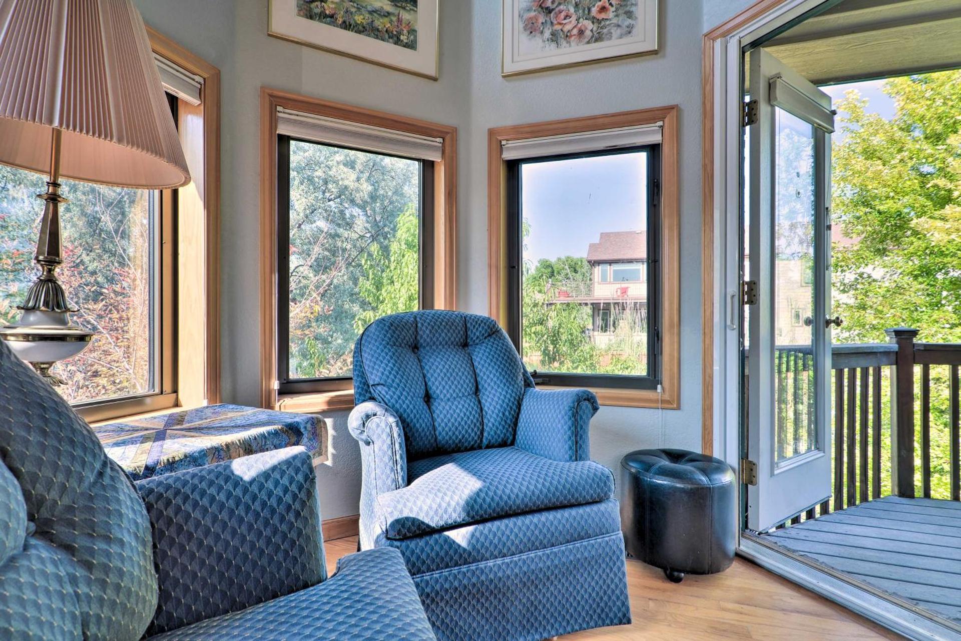 Loveland Guest House with Balcony by Boyd Lake