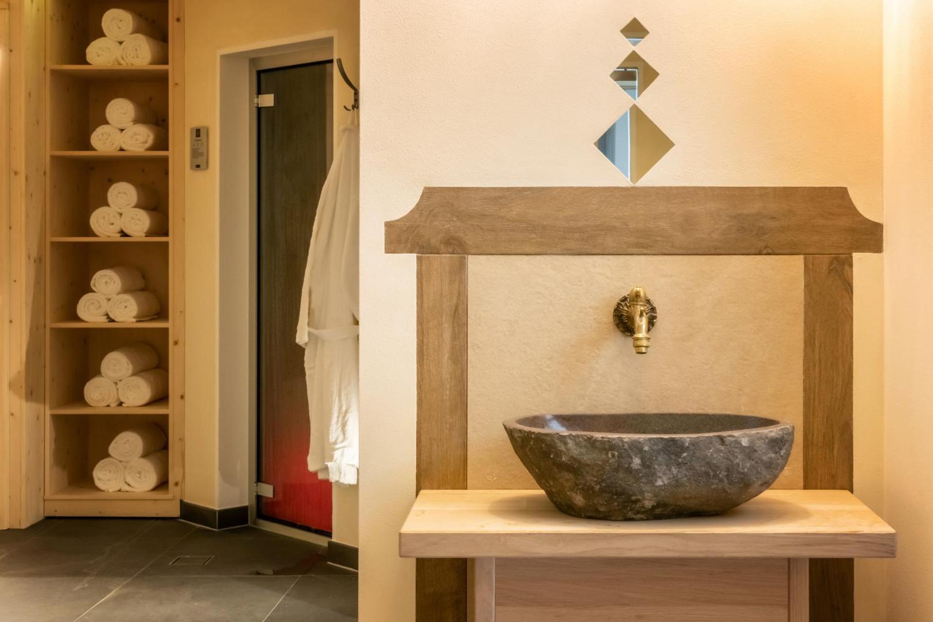 Spa and wellness centre/facilities