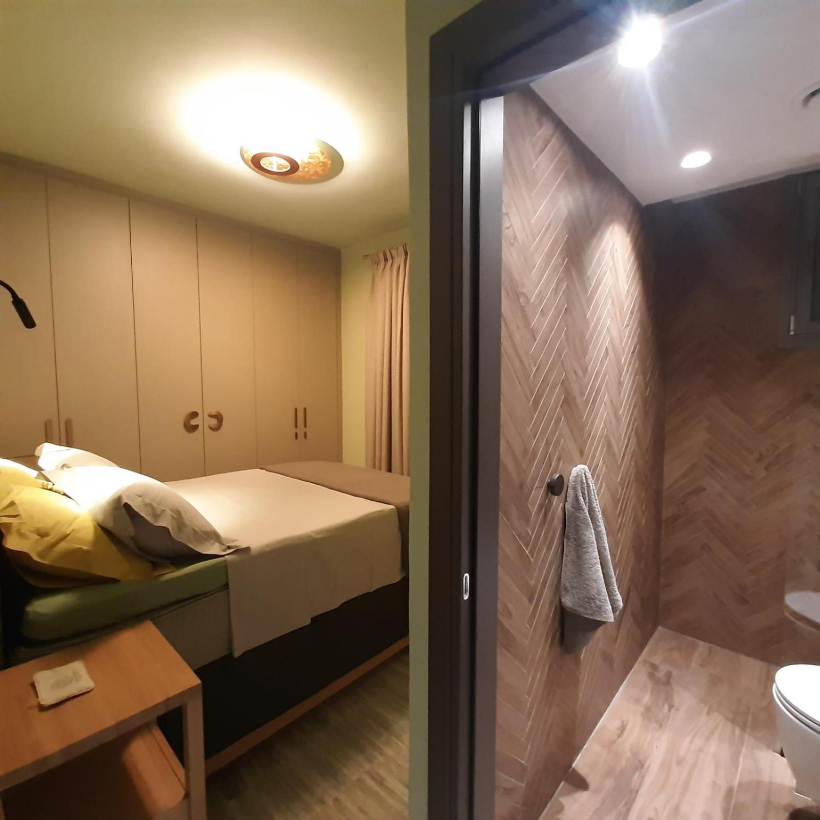 Sandy's Superior Suite