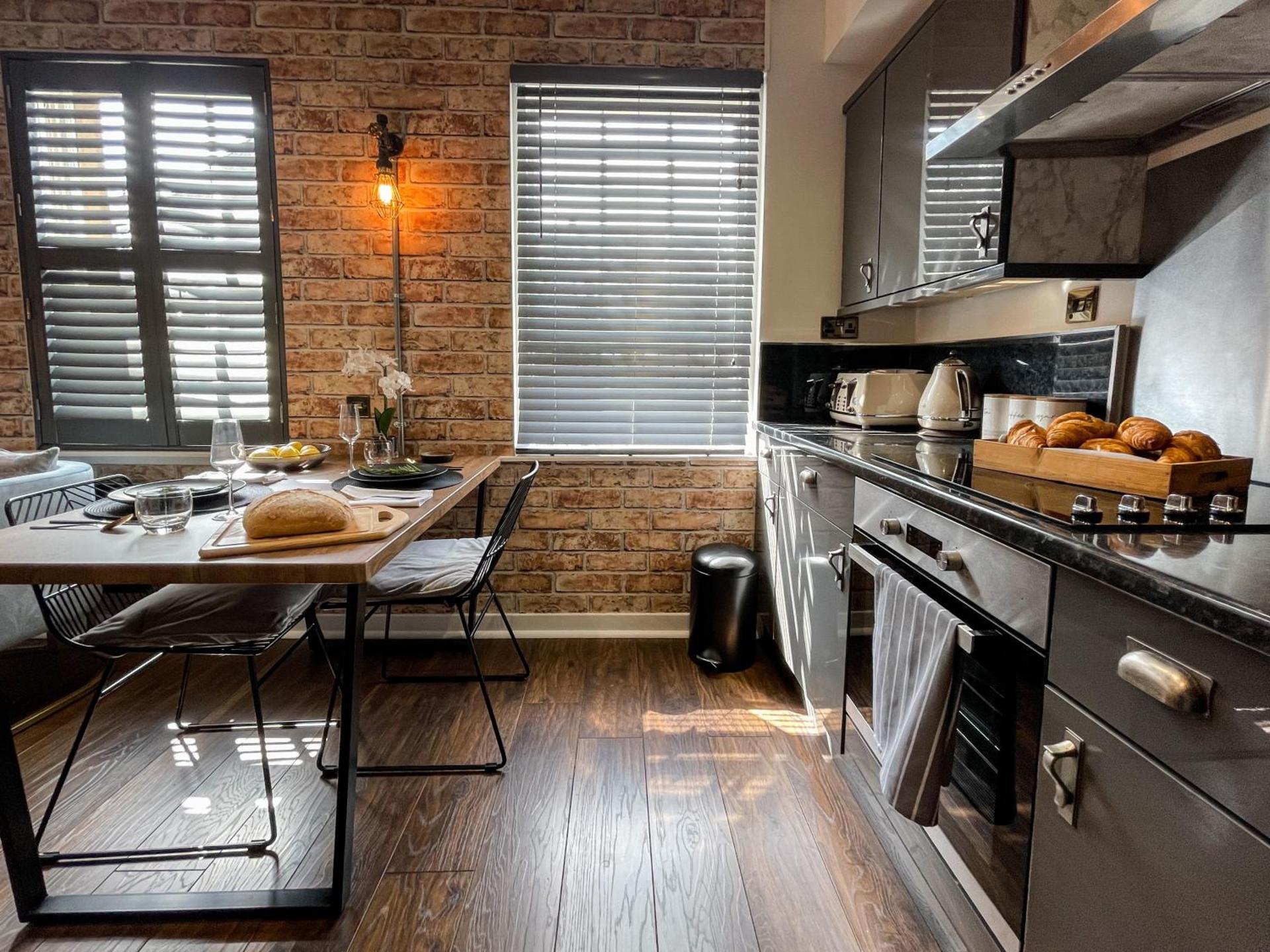 Studio Hart Castle Rock Grassmarket