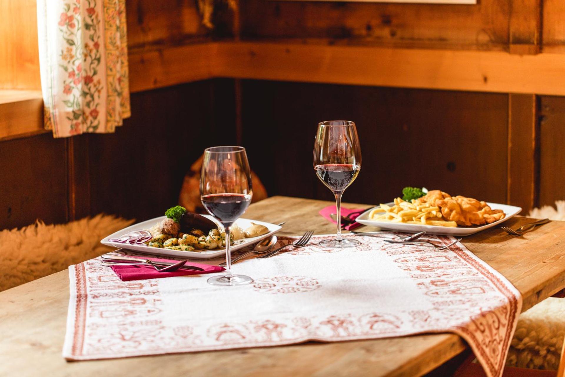 Restaurant/places to eat