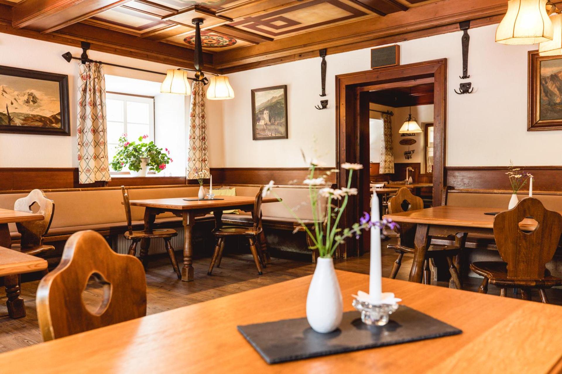 Restaurant/places to eat