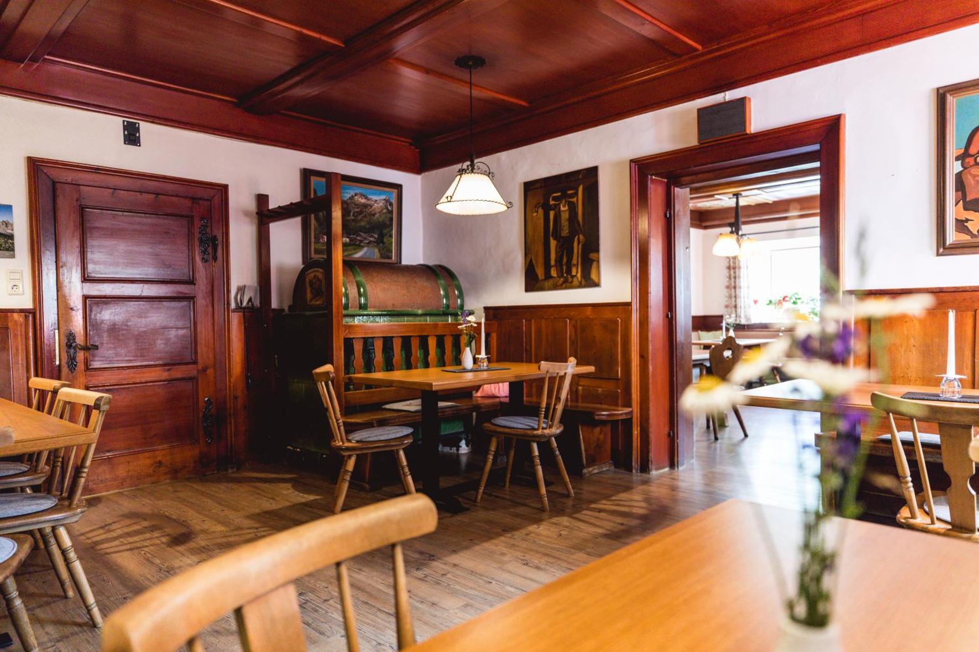 Restaurant/places to eat