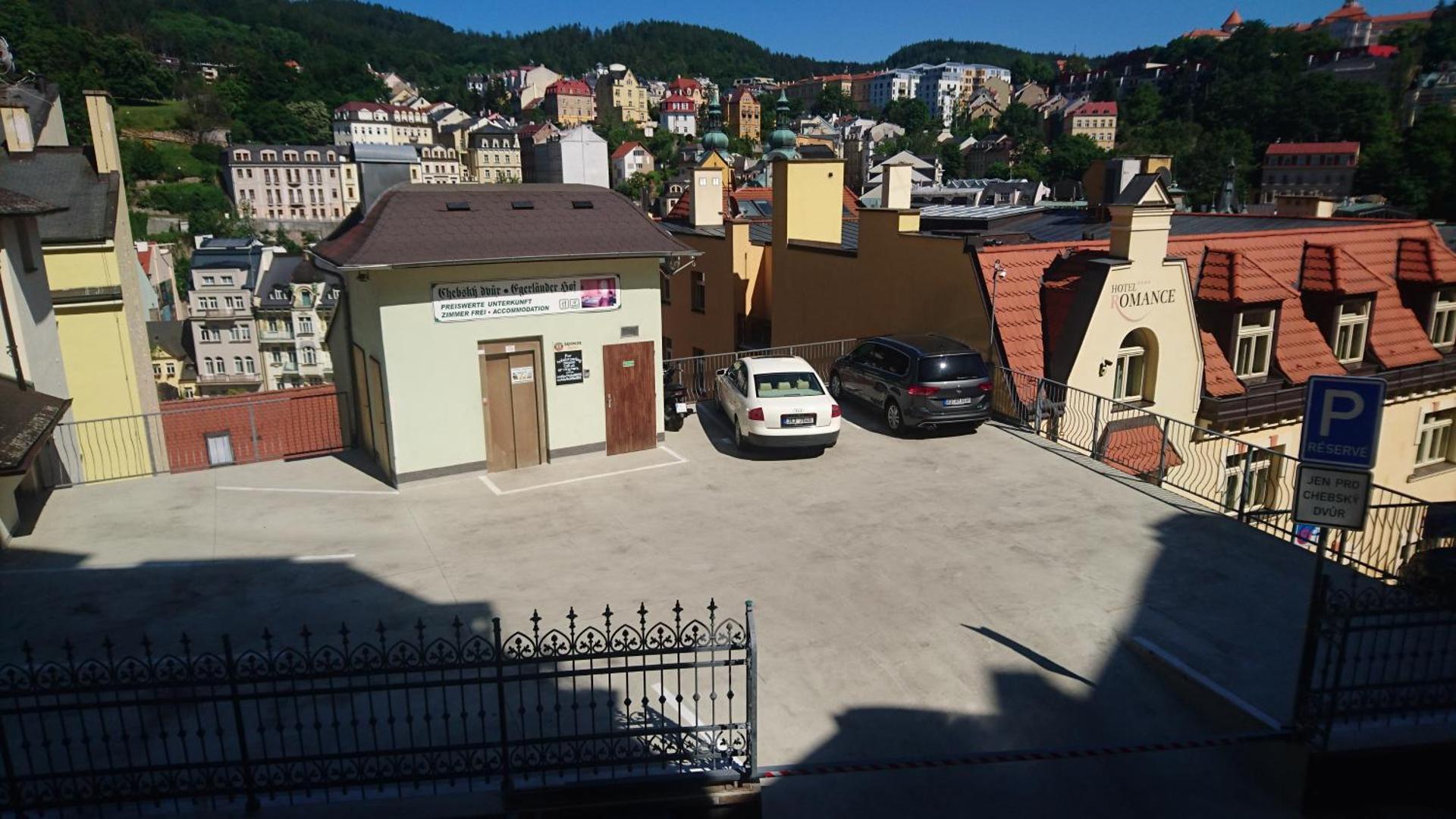 Chebsky dvur - Egerlander Hof