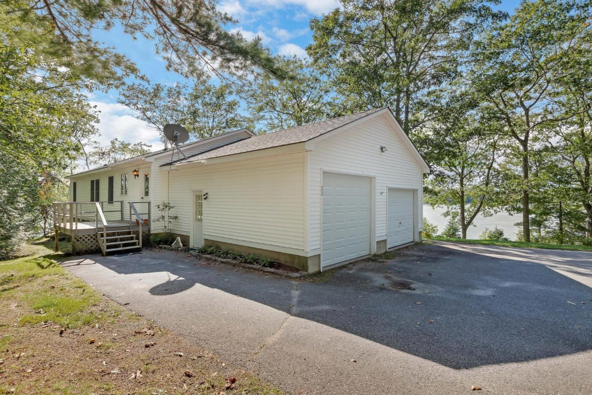 JCR Taunton Bay Hideaway home