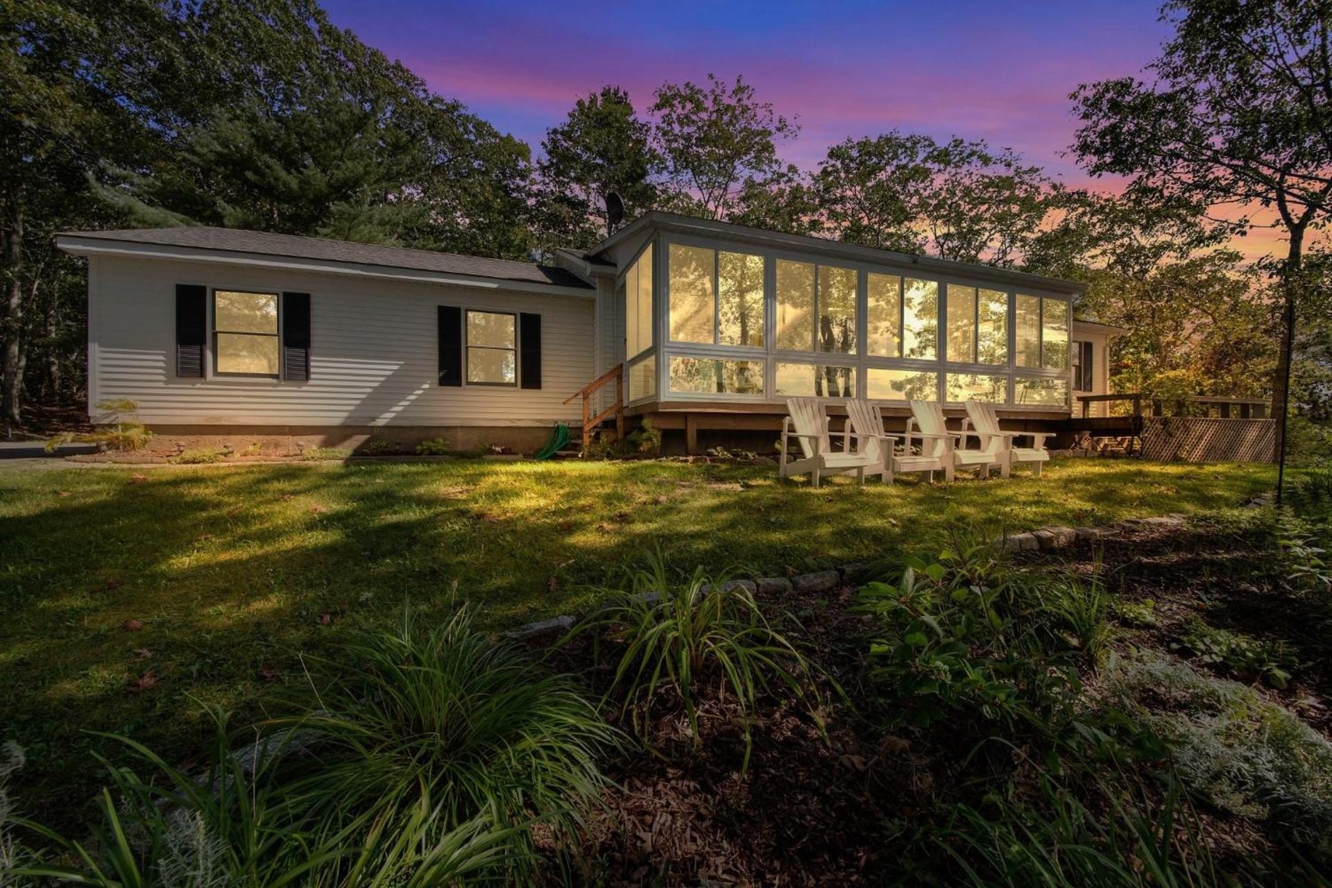 JCR Taunton Bay Hideaway home