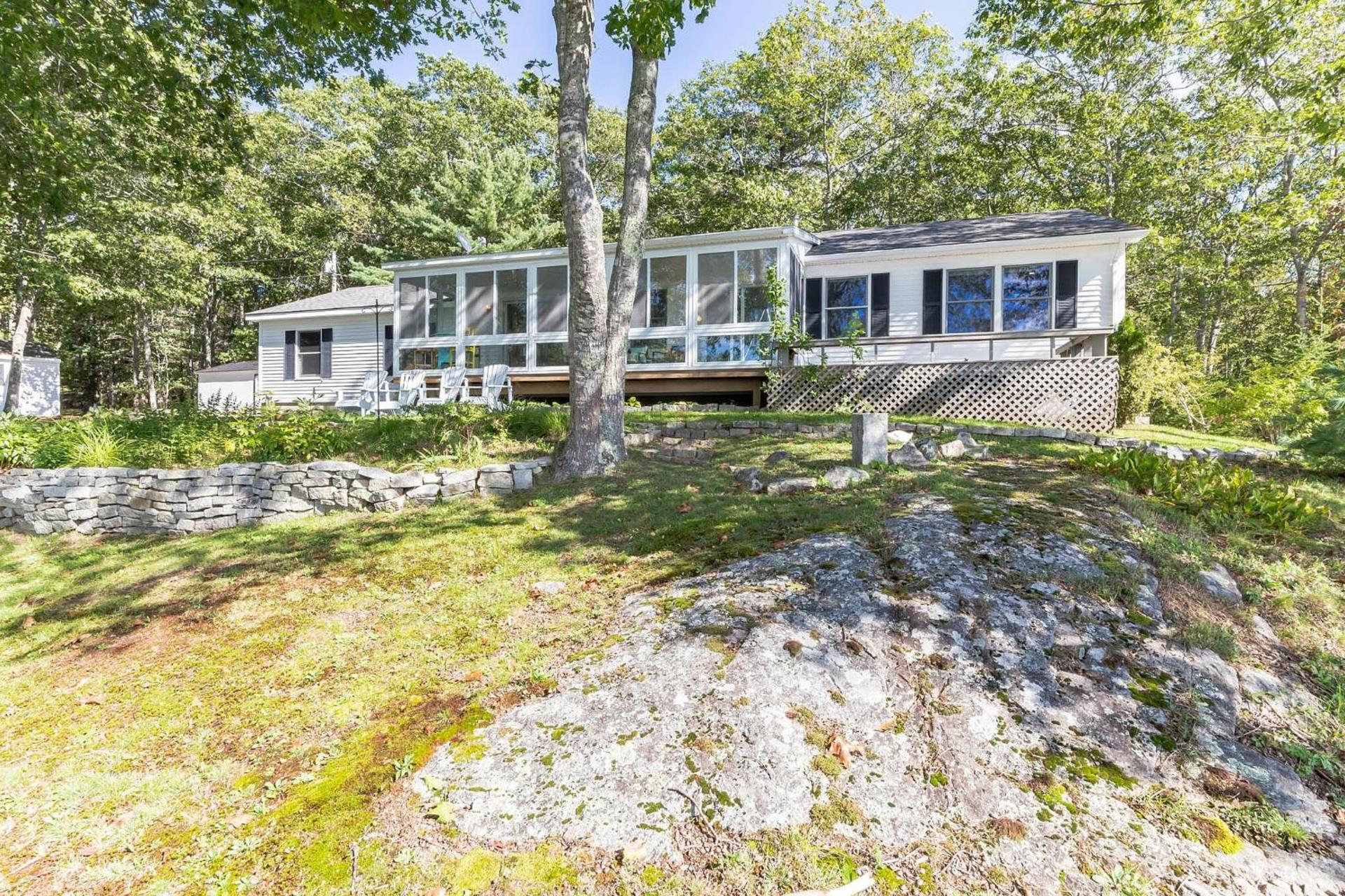 JCR Taunton Bay Hideaway home