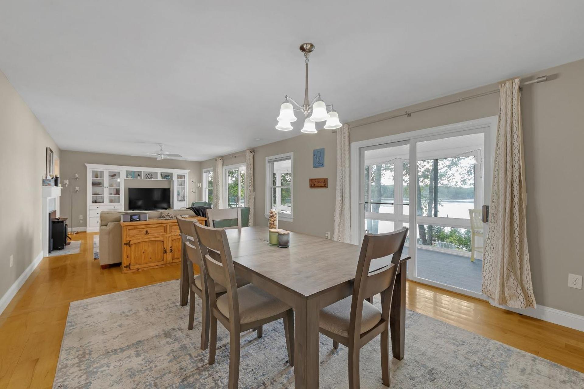 JCR Taunton Bay Hideaway home