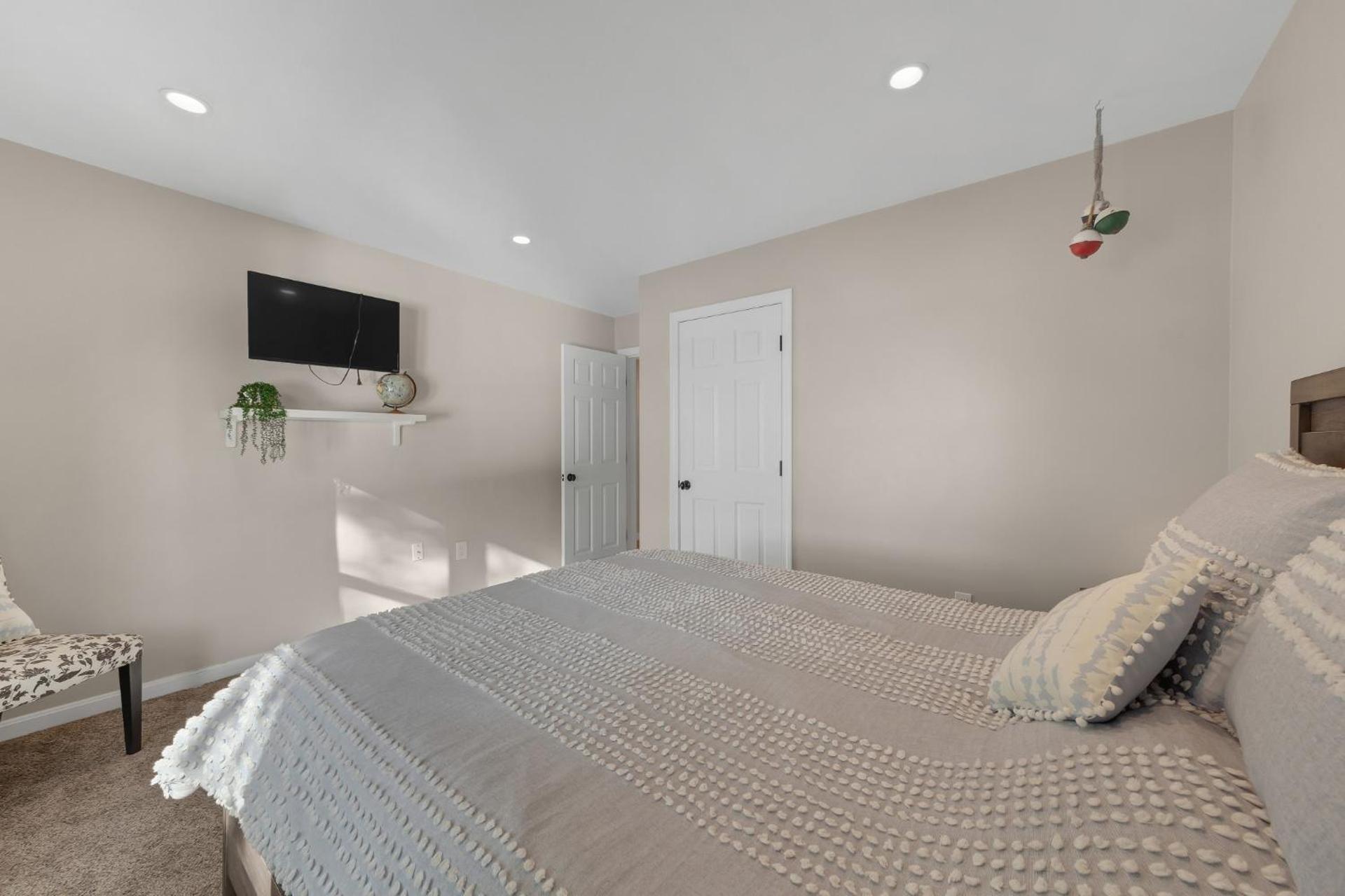 JCR Taunton Bay Hideaway home