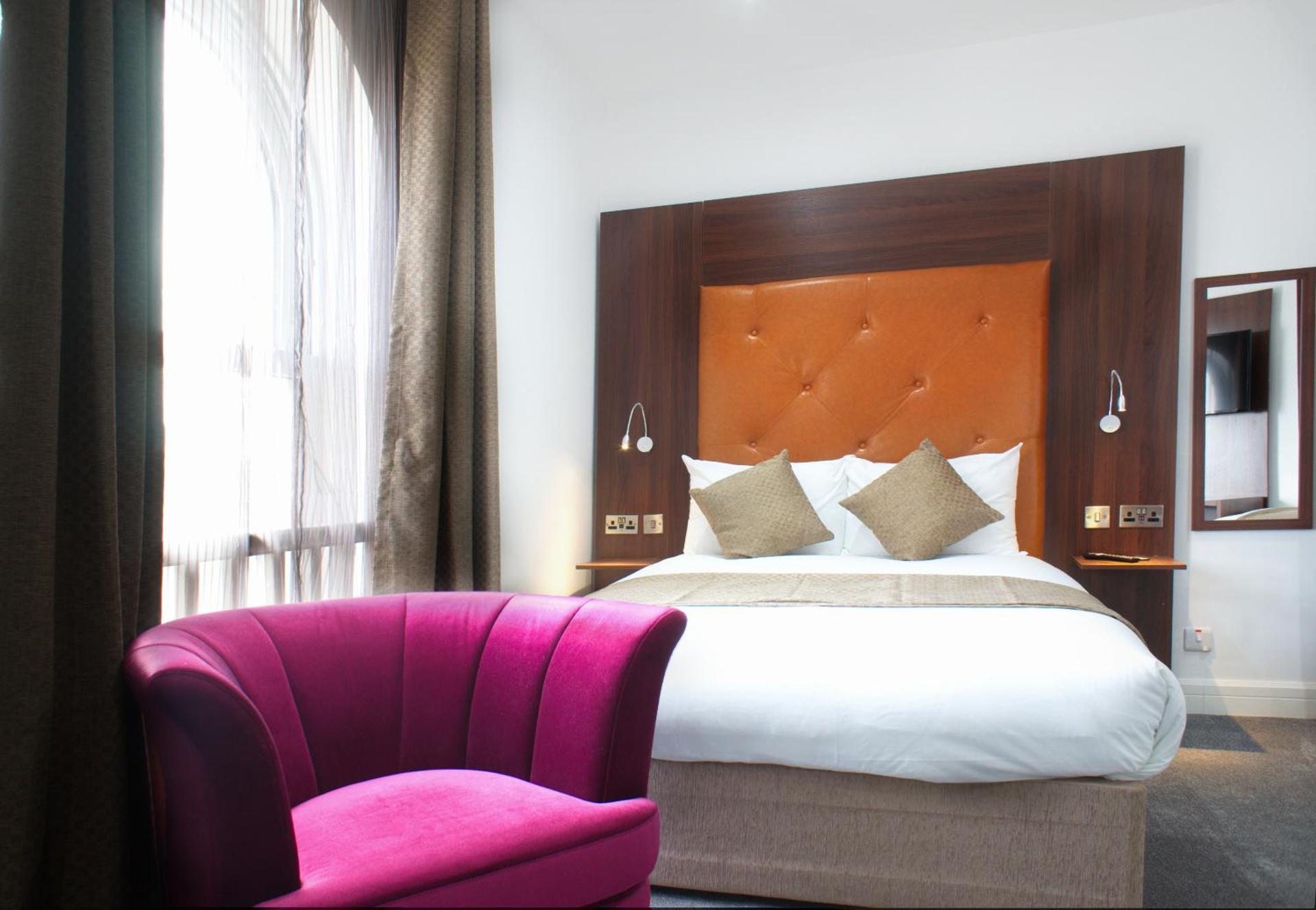 Trivelles Rochester Hotel