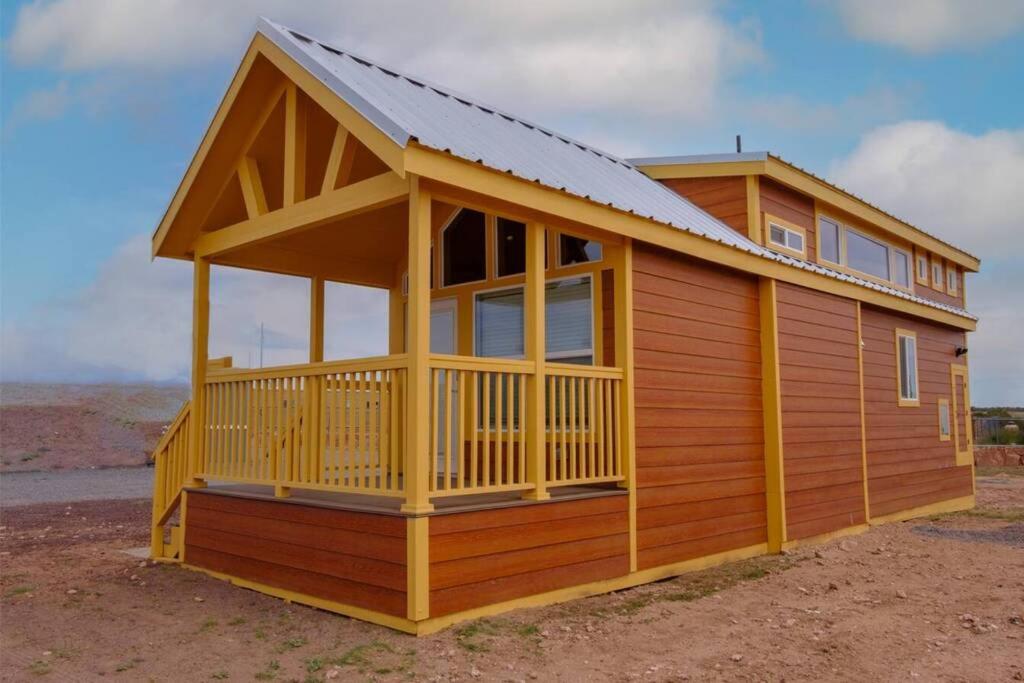 076 Tiny Home nr Grand Canyon South Rim Sleeps 8