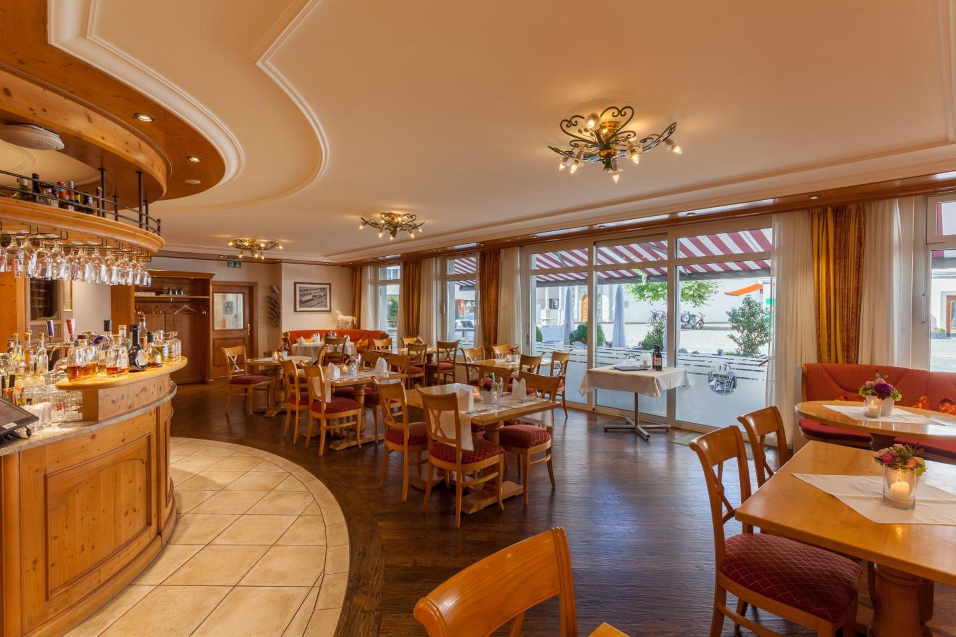 Restaurant/places to eat