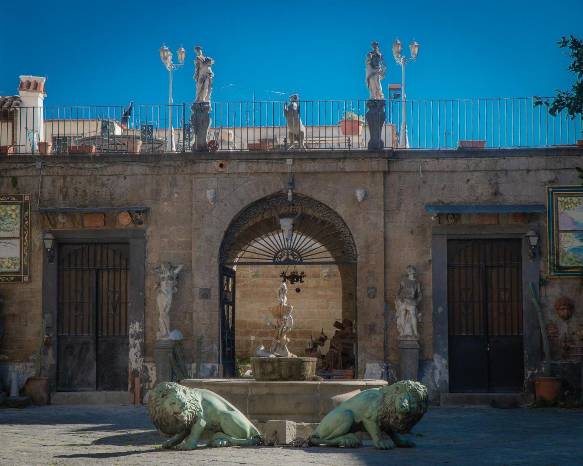 Inner courtyard view