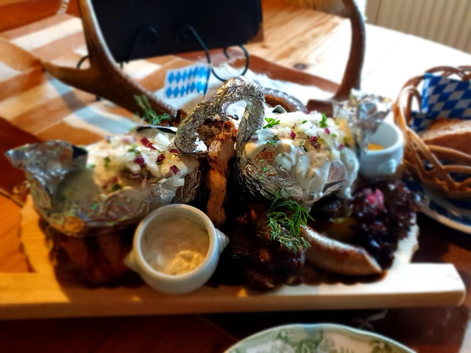 Restaurant/places to eat