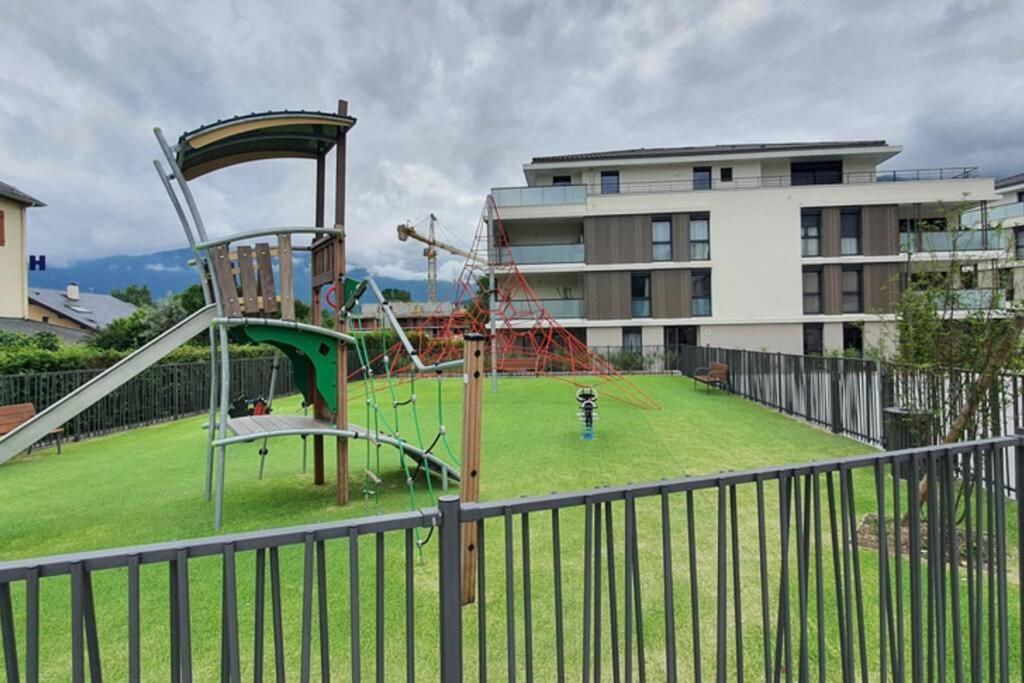 Le Laudon 3 étoiles - Familiale, Moderne, Tout équipé, Proche Lac et commodités